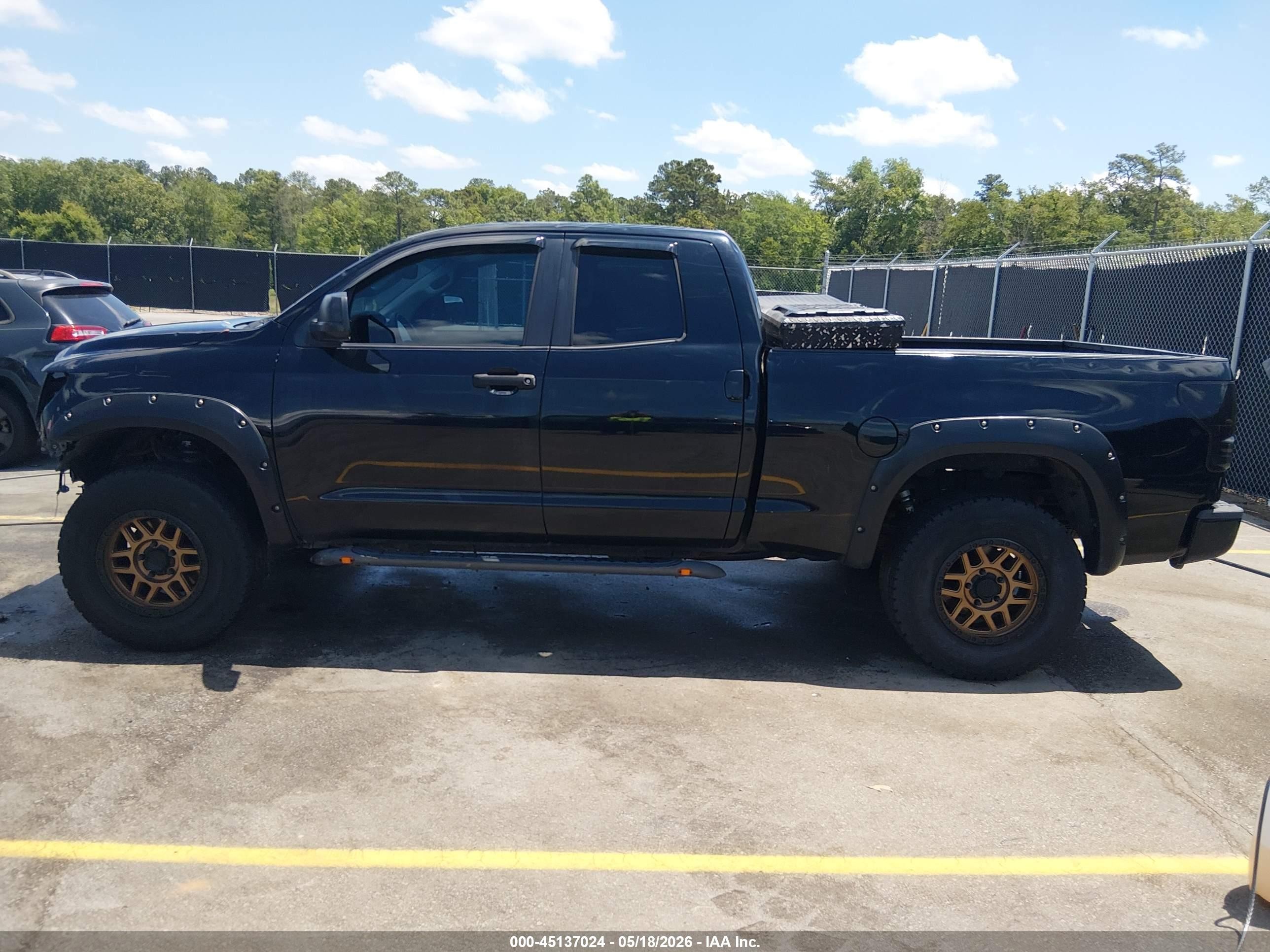 2010 Toyota Tundra Grade 5.7l V8 Black vin: 5TFUY5F18AX099408