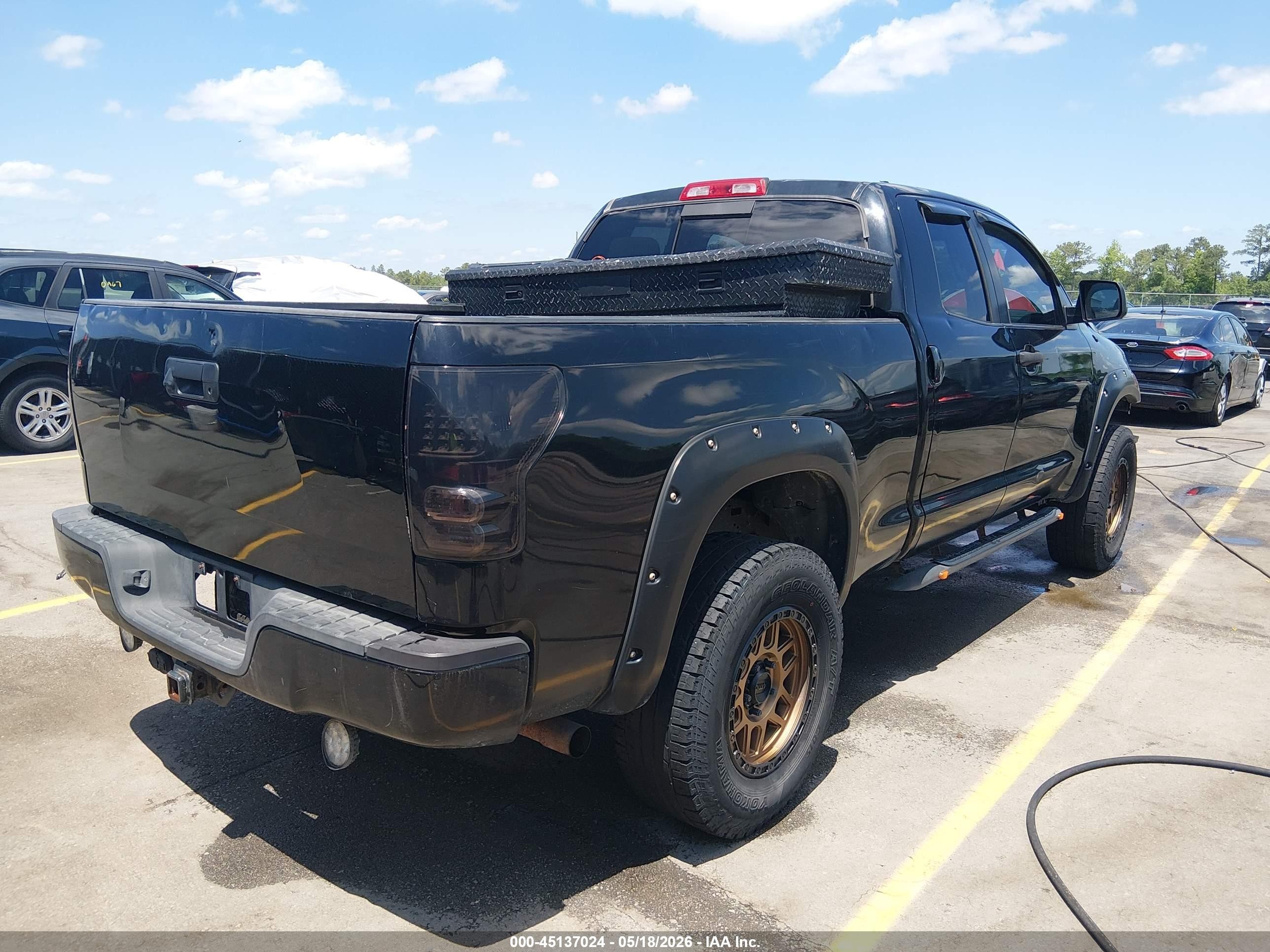 2010 Toyota Tundra Grade 5.7l V8 Black vin: 5TFUY5F18AX099408