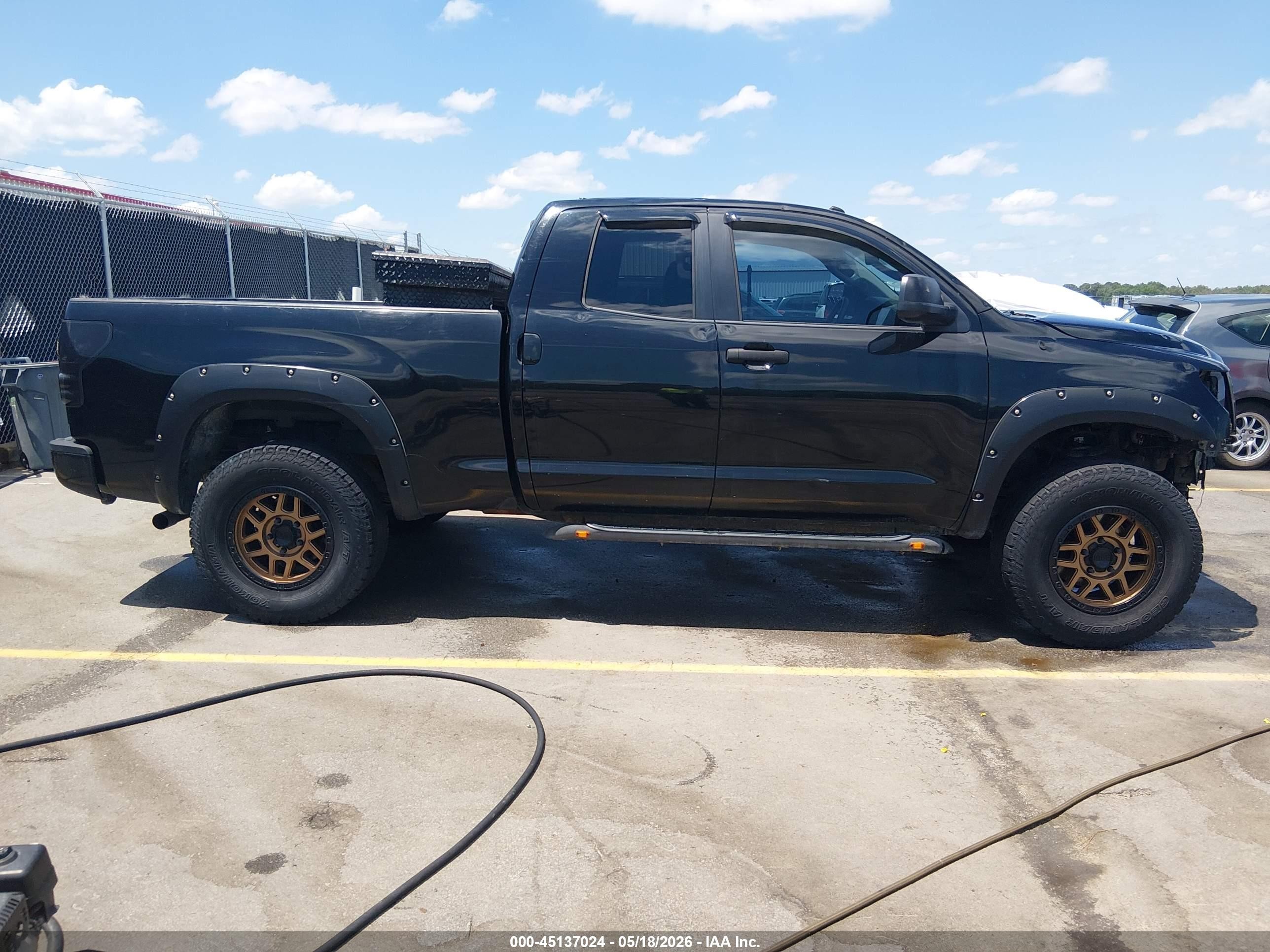2010 Toyota Tundra Grade 5.7l V8 Black vin: 5TFUY5F18AX099408
