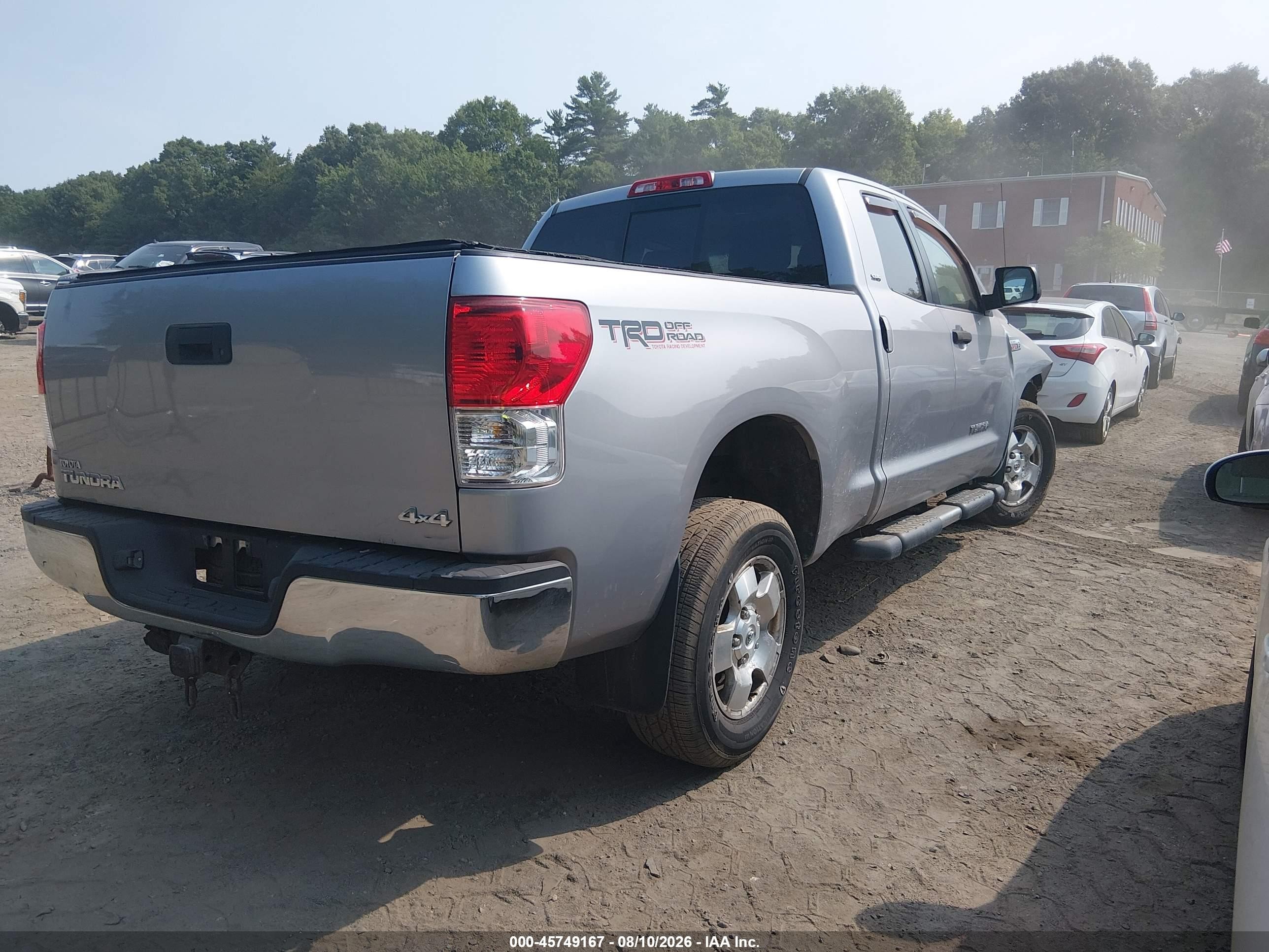 2010 Toyota Tundra Grade 5.7l V8 Silver vin: 5TFUY5F18AX106275
