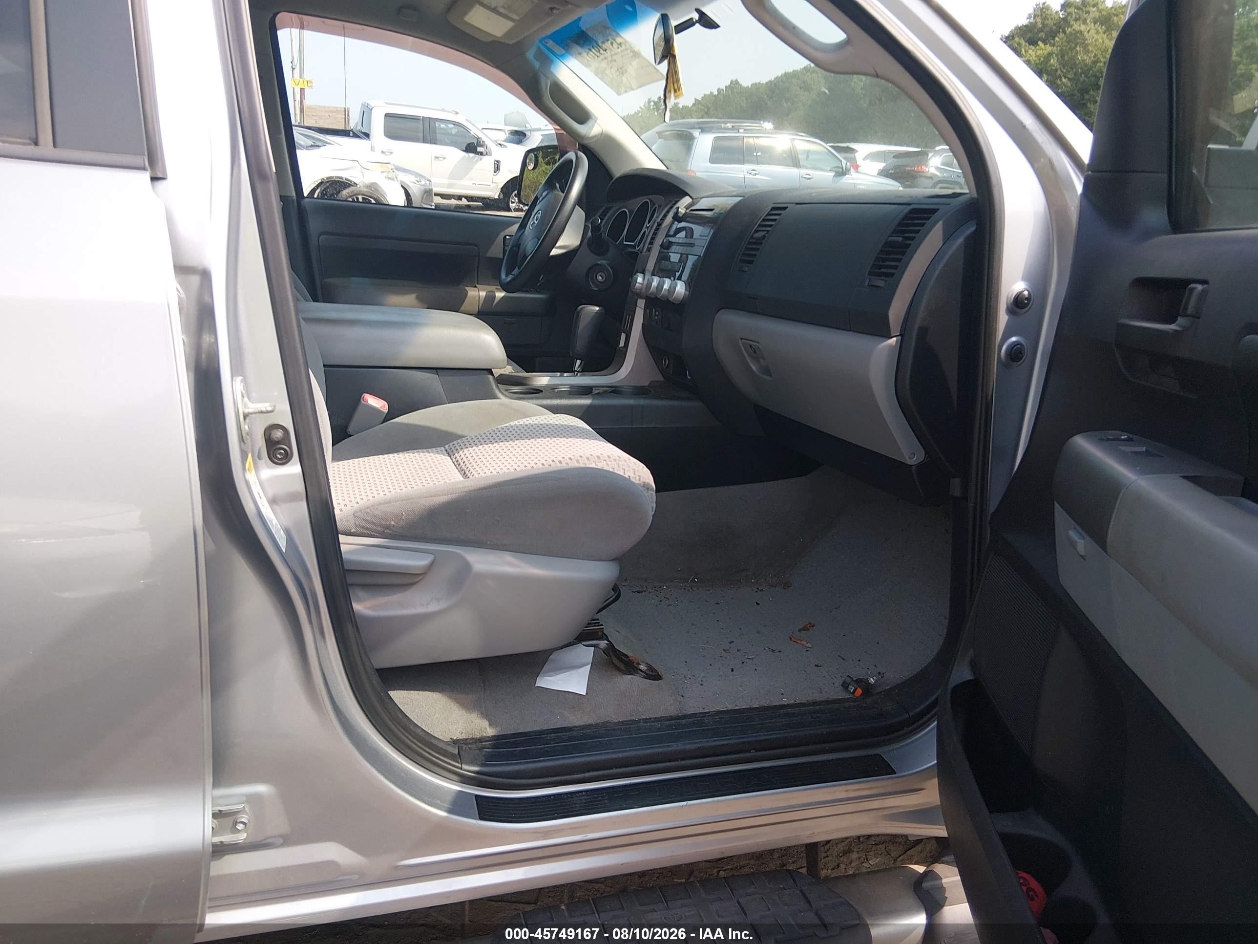 2010 Toyota Tundra Grade 5.7l V8 Silver vin: 5TFUY5F18AX106275