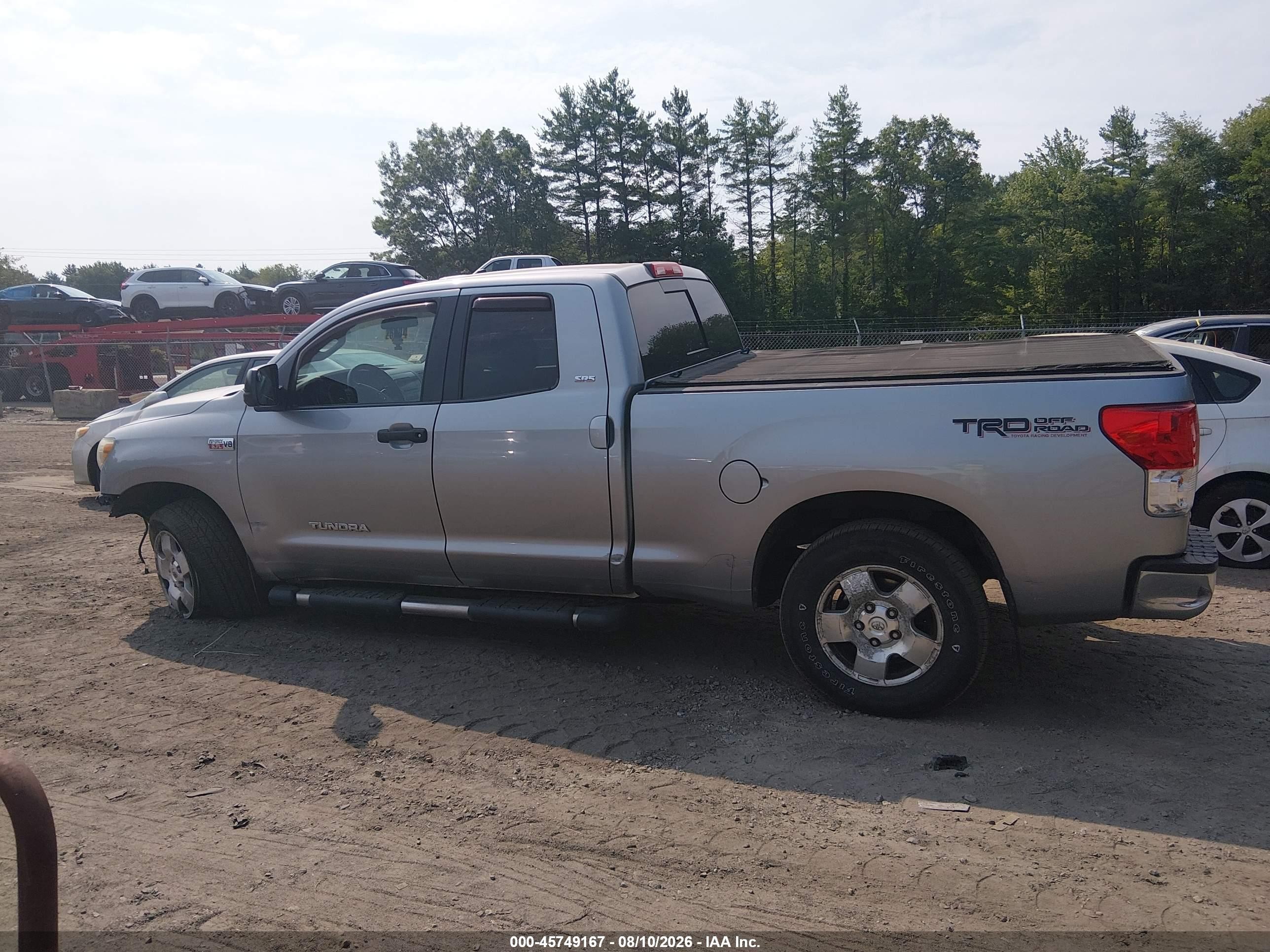 2010 Toyota Tundra Grade 5.7l V8 Silver vin: 5TFUY5F18AX106275
