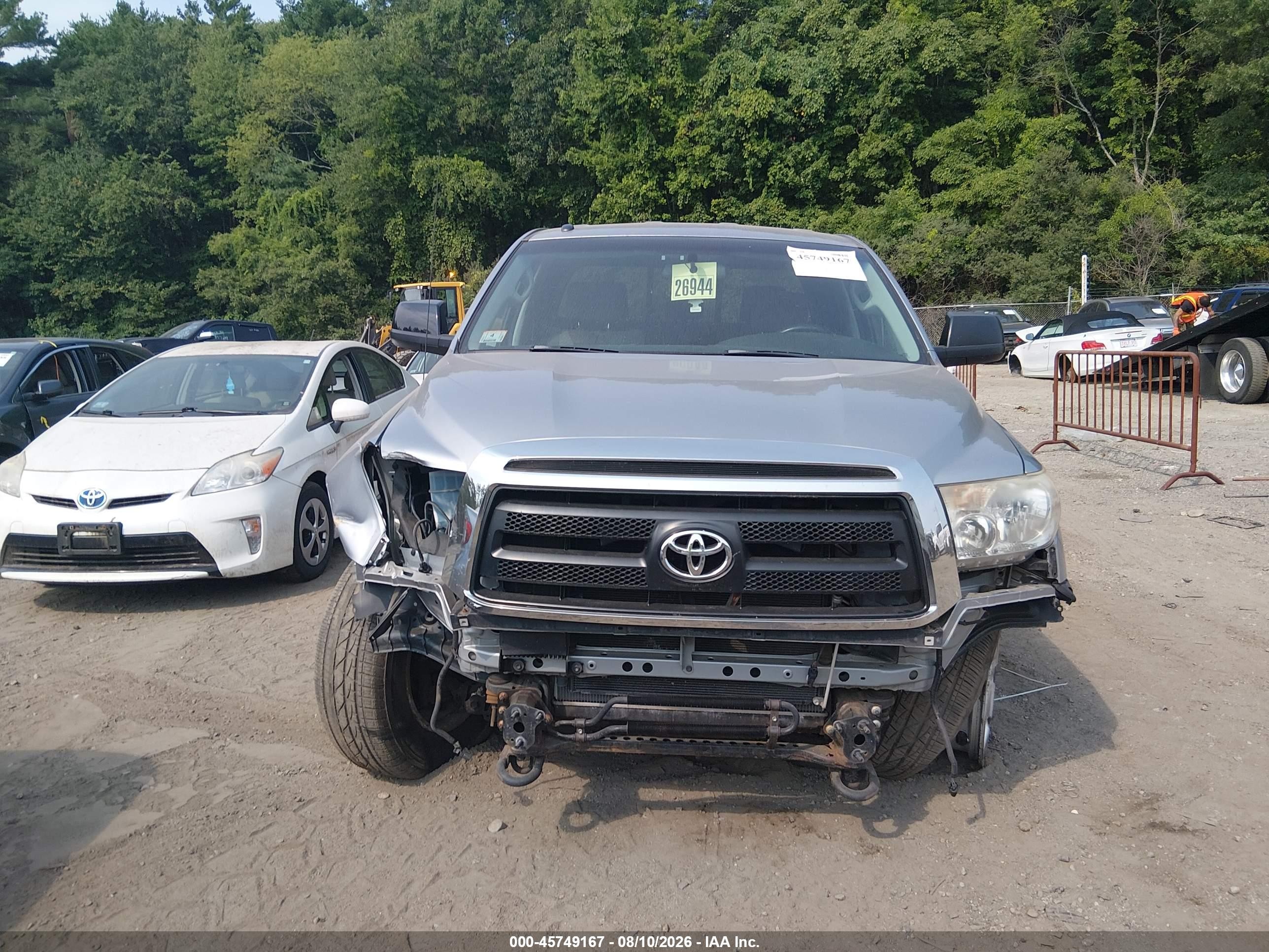 2010 Toyota Tundra Grade 5.7l V8 Silver vin: 5TFUY5F18AX106275