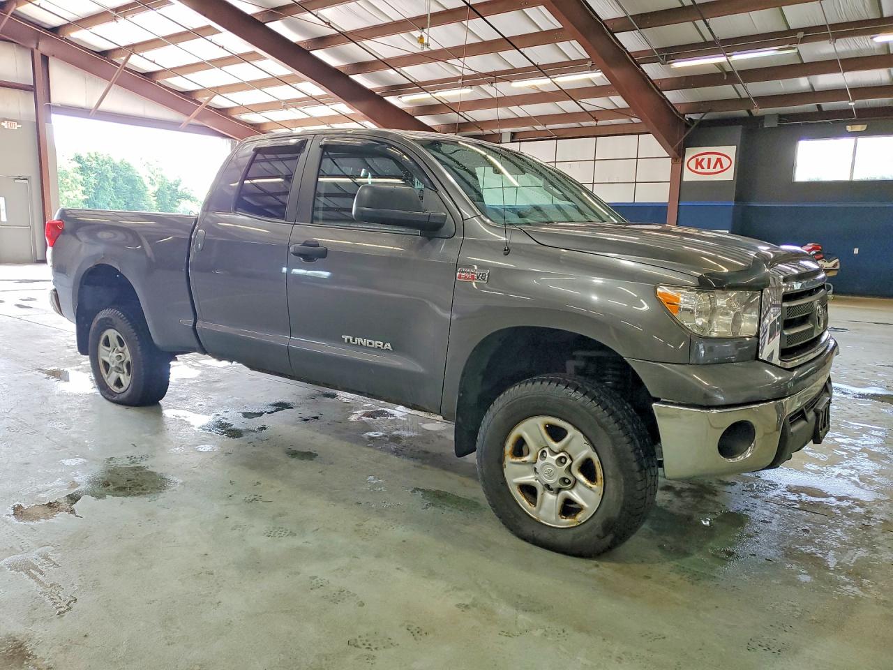 2011 Toyota Tundra Double Cab Sr5 Серый vin: 5TFUY5F18BX165411