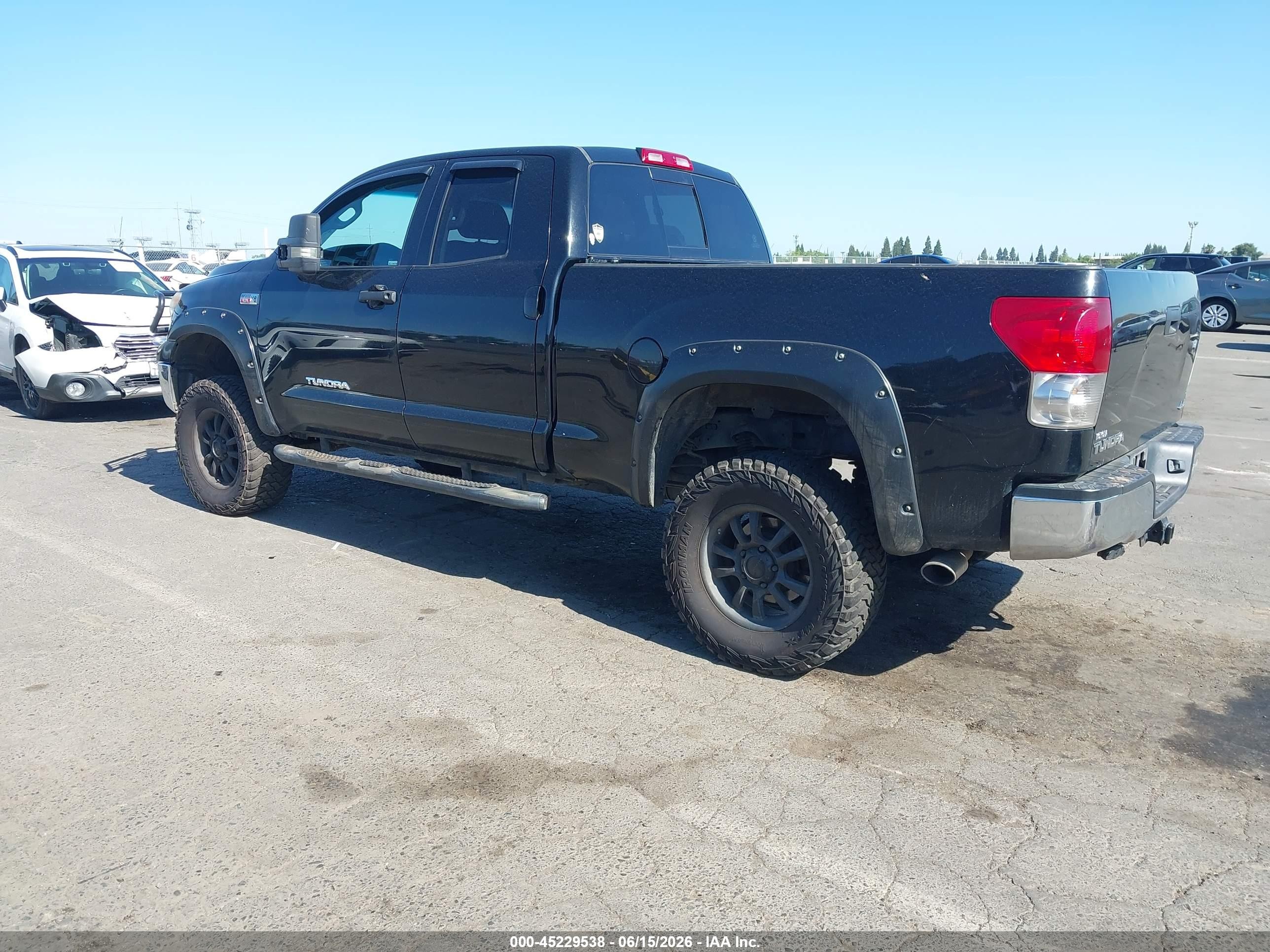 2011 Toyota Tundra Grade 5.7l V8 Черный vin: 5TFUY5F18BX186419