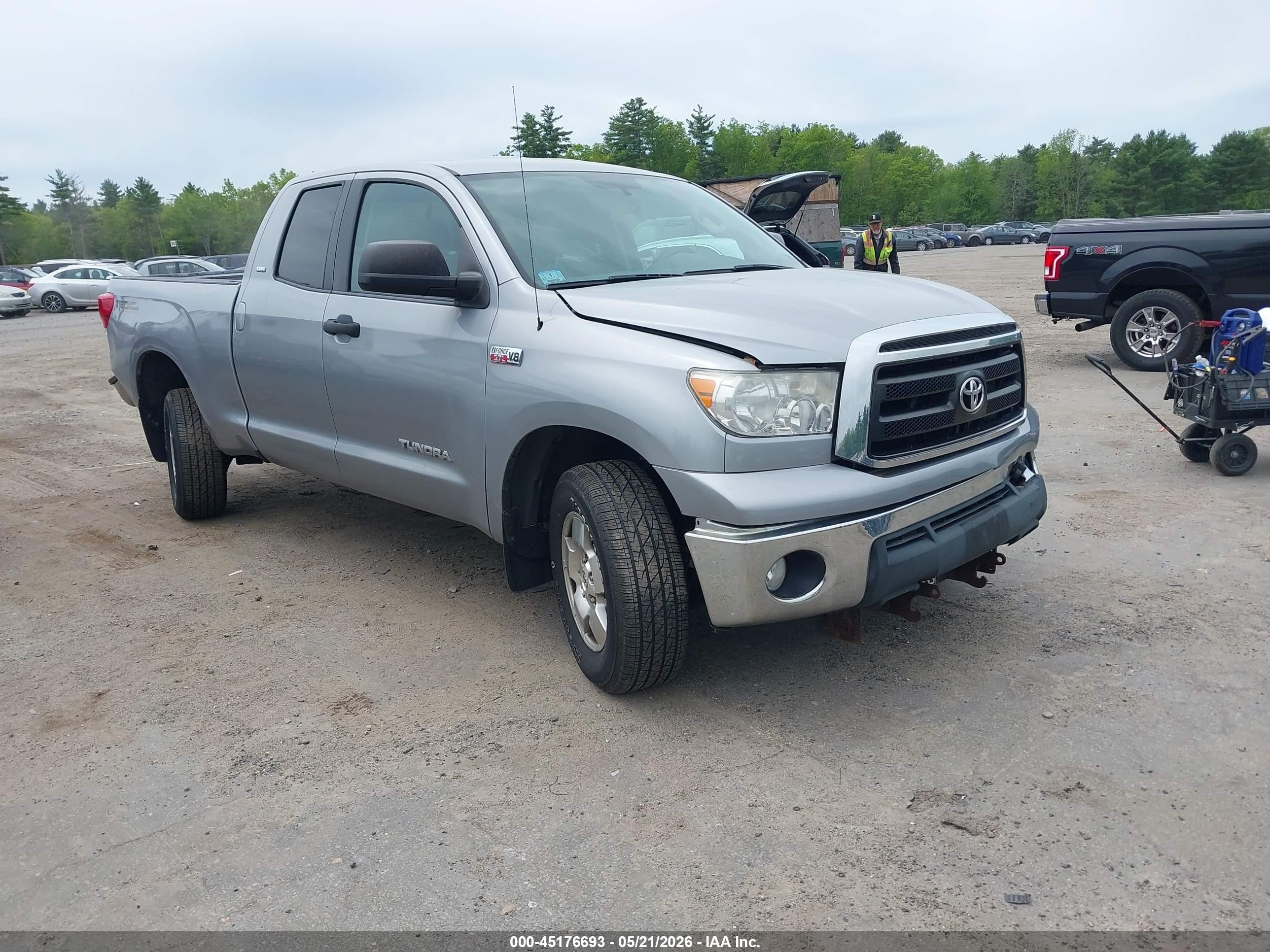 2012 Toyota Tundra Grade 5.7l V8 Silver vin: 5TFUY5F18CX239704