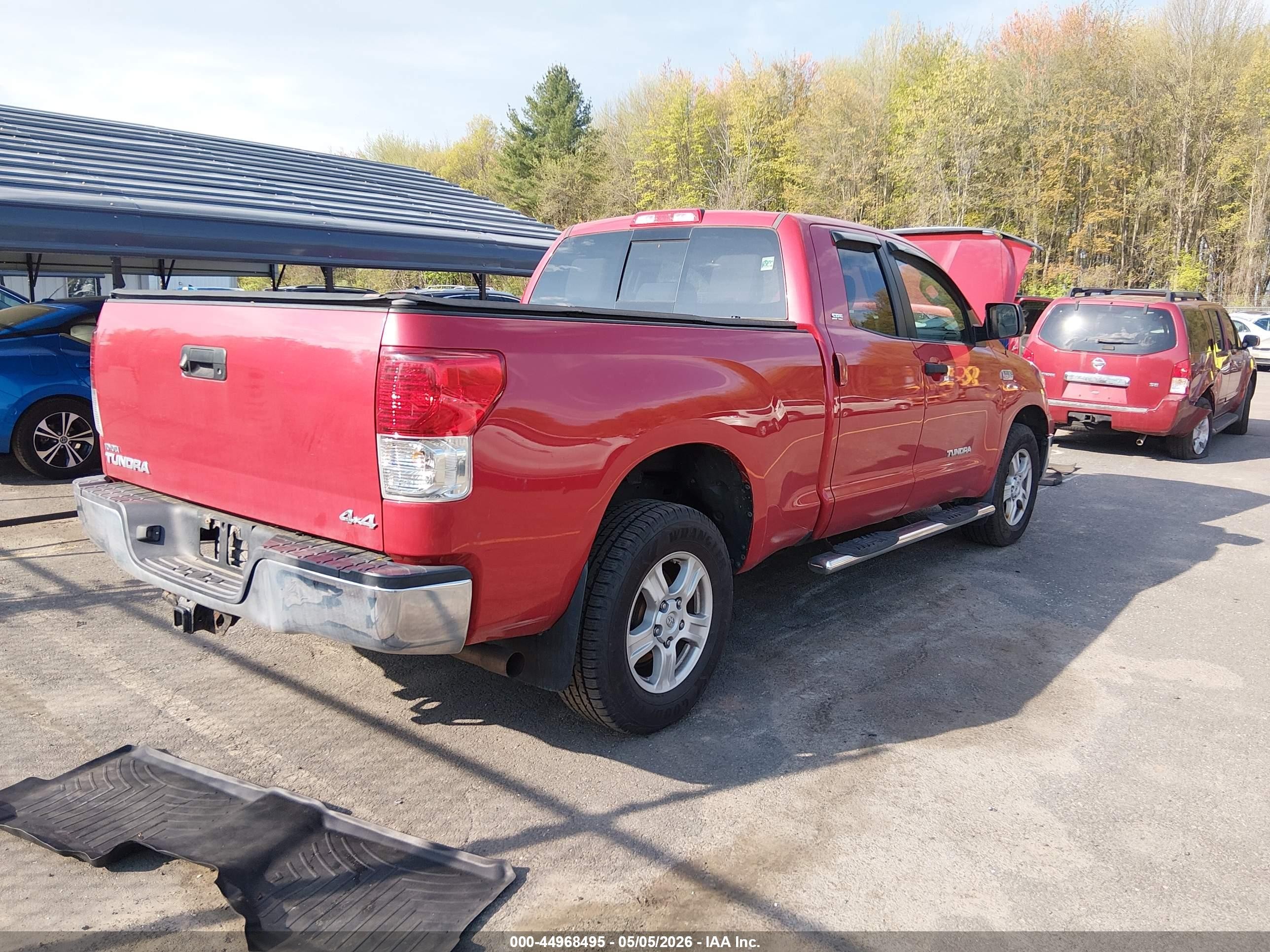 2012 Toyota Tundra Grade 5.7l V8 Red vin: 5TFUY5F18CX259774