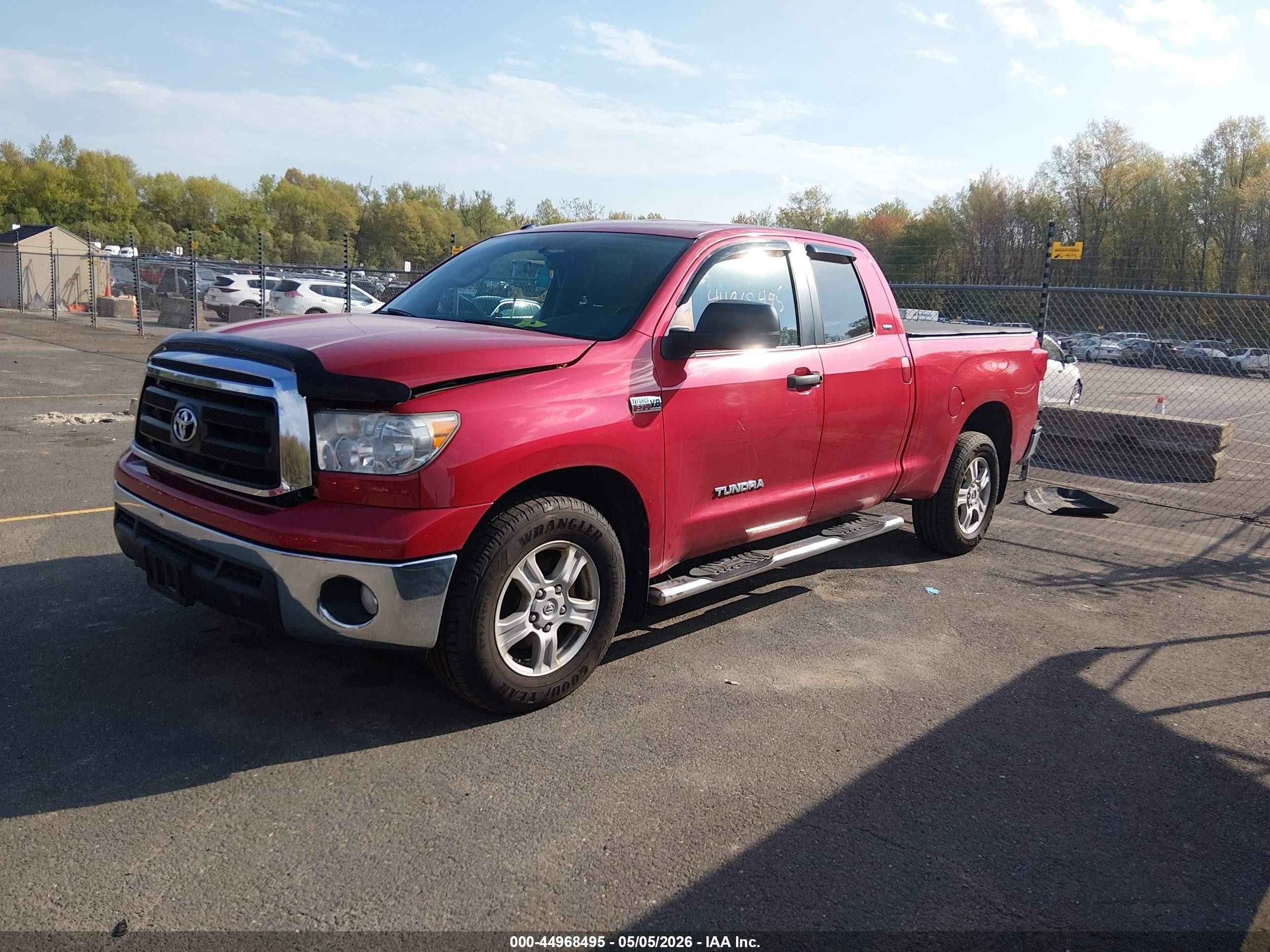 2012 Toyota Tundra Grade 5.7l V8 Red vin: 5TFUY5F18CX259774