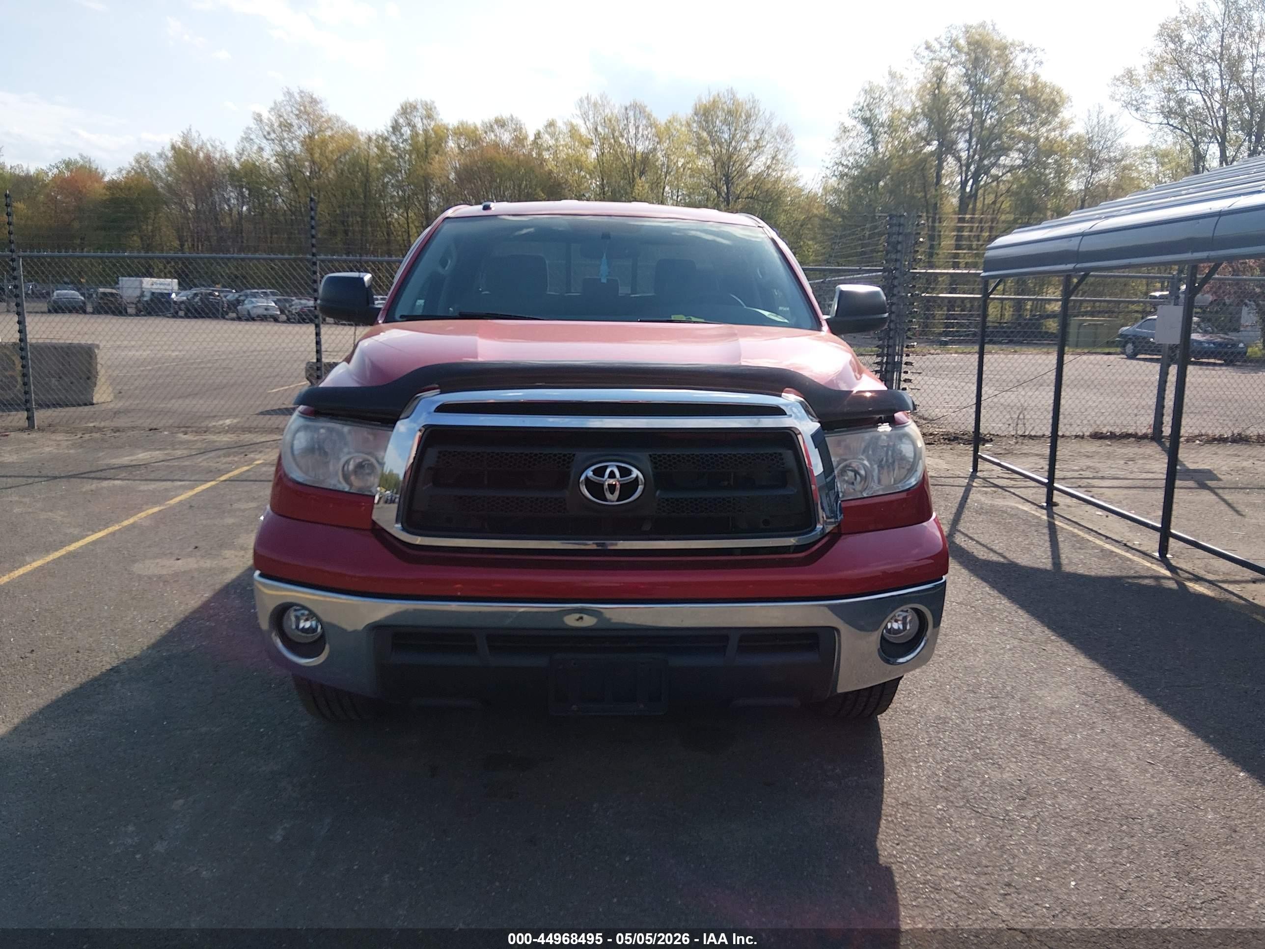 2012 Toyota Tundra Grade 5.7l V8 Red vin: 5TFUY5F18CX259774