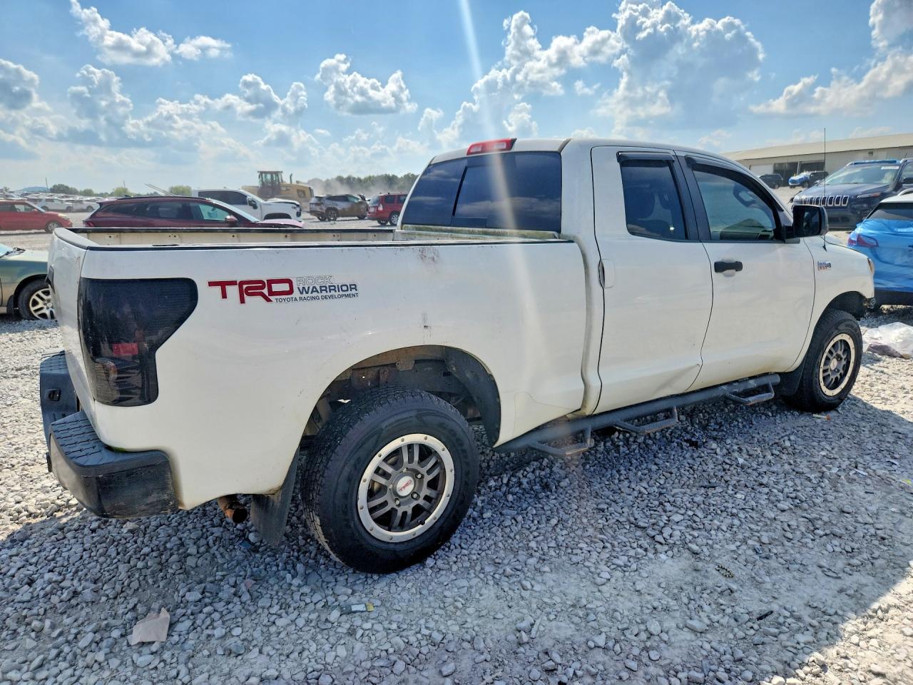 2012 Toyota Tundra Double Cab Sr5 Белый vin: 5TFUY5F18CX265316