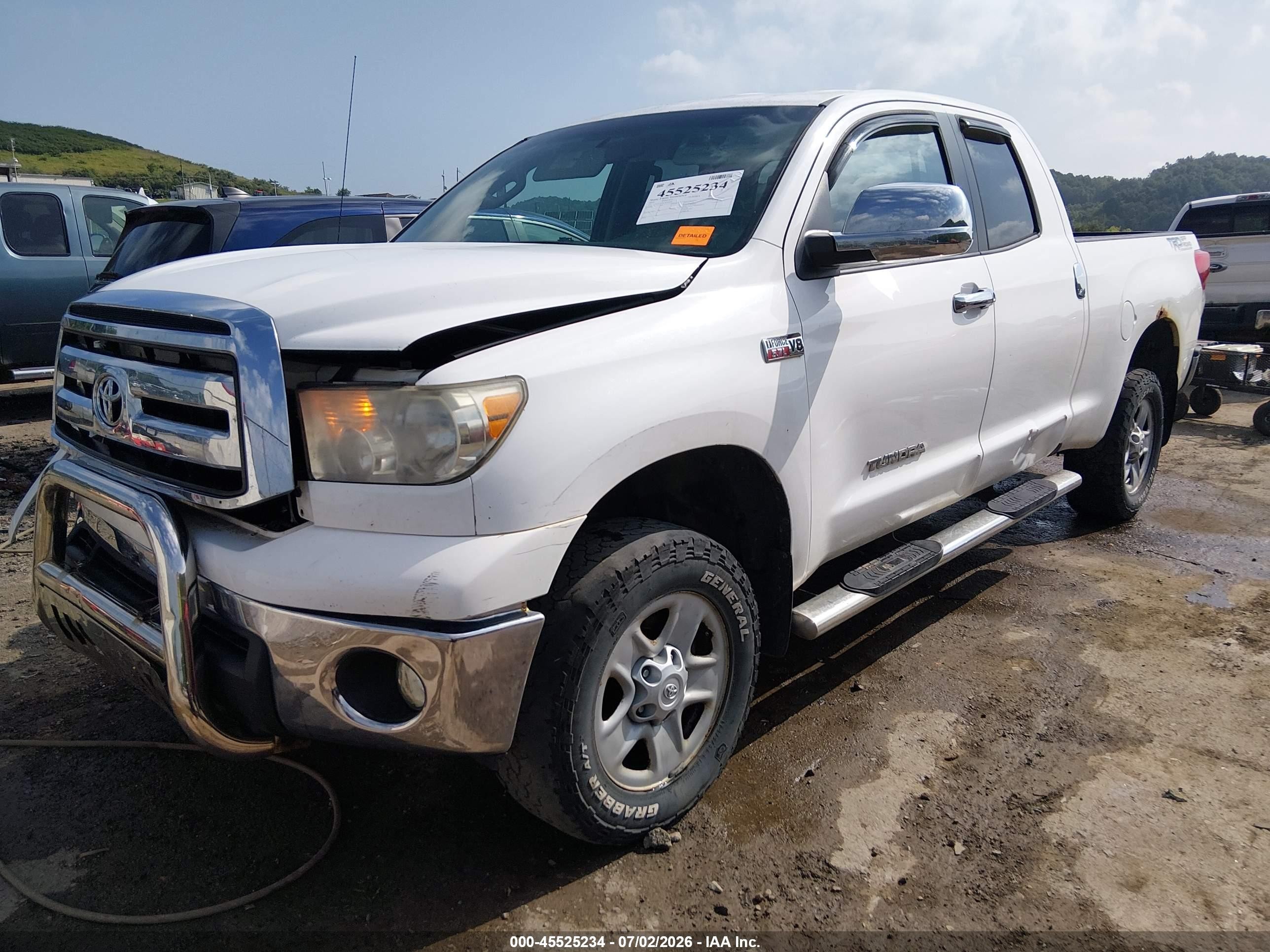 2012 Toyota Tundra Grade 5.7l V8 White vin: 5TFUY5F18CX265560