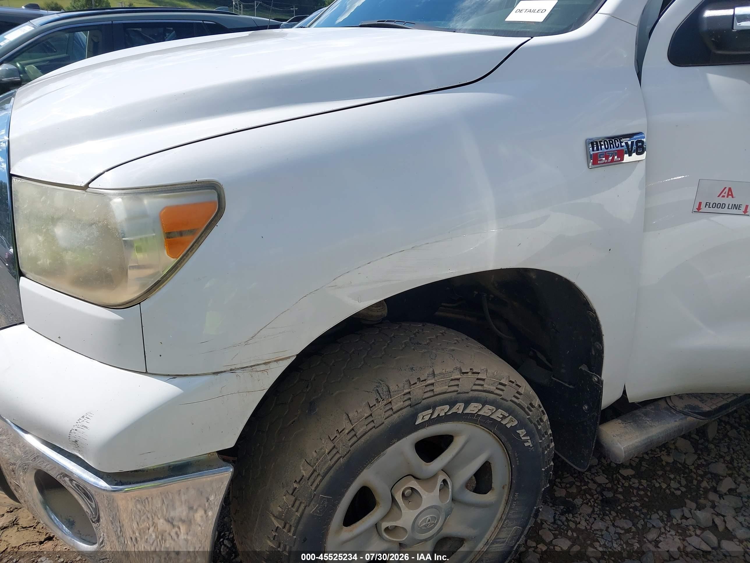 2012 Toyota Tundra Grade 5.7l V8 White vin: 5TFUY5F18CX265560
