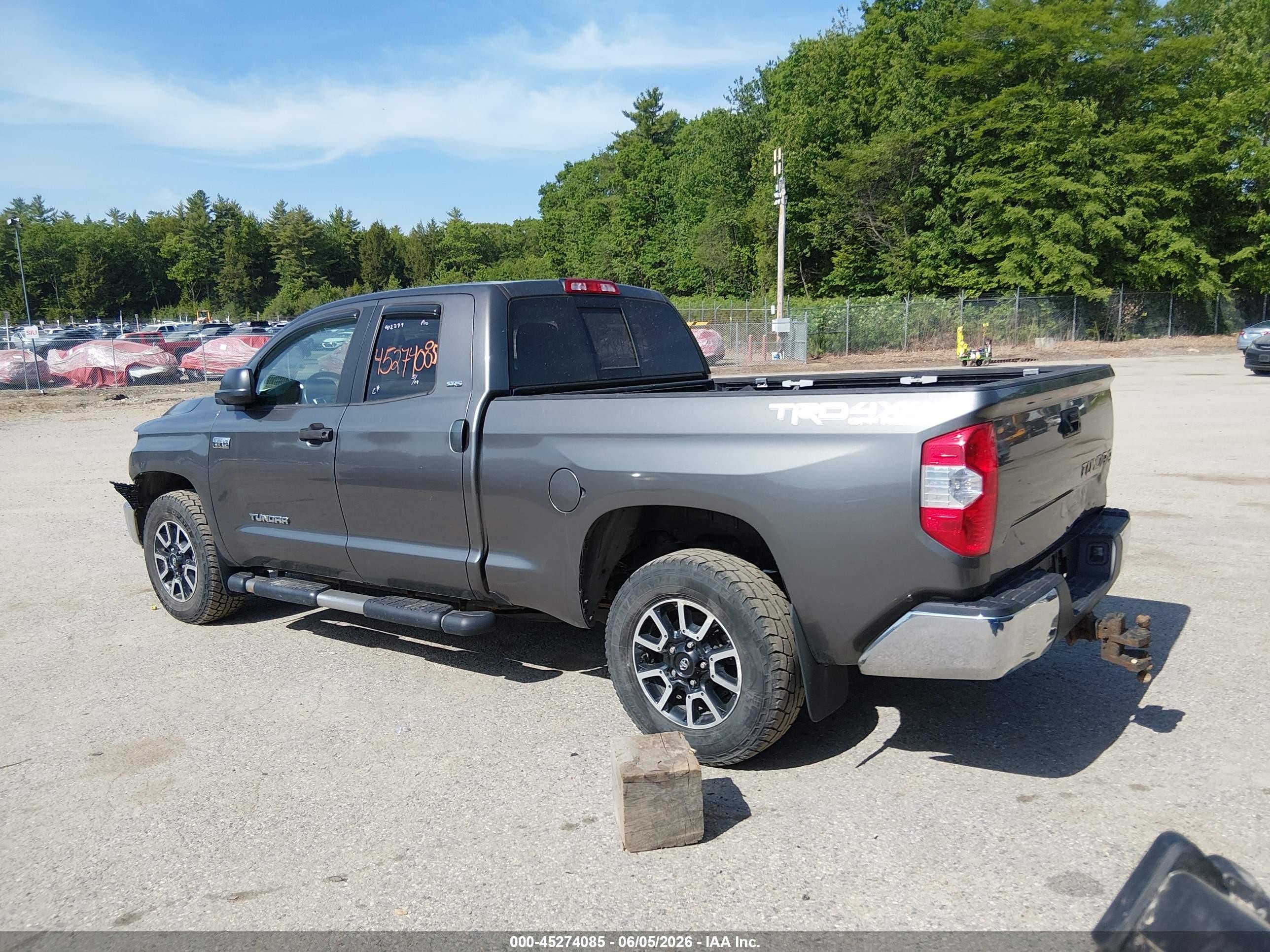 2015 Toyota Tundra Sr5 5.7l V8 Gray vin: 5TFUY5F18FX476228