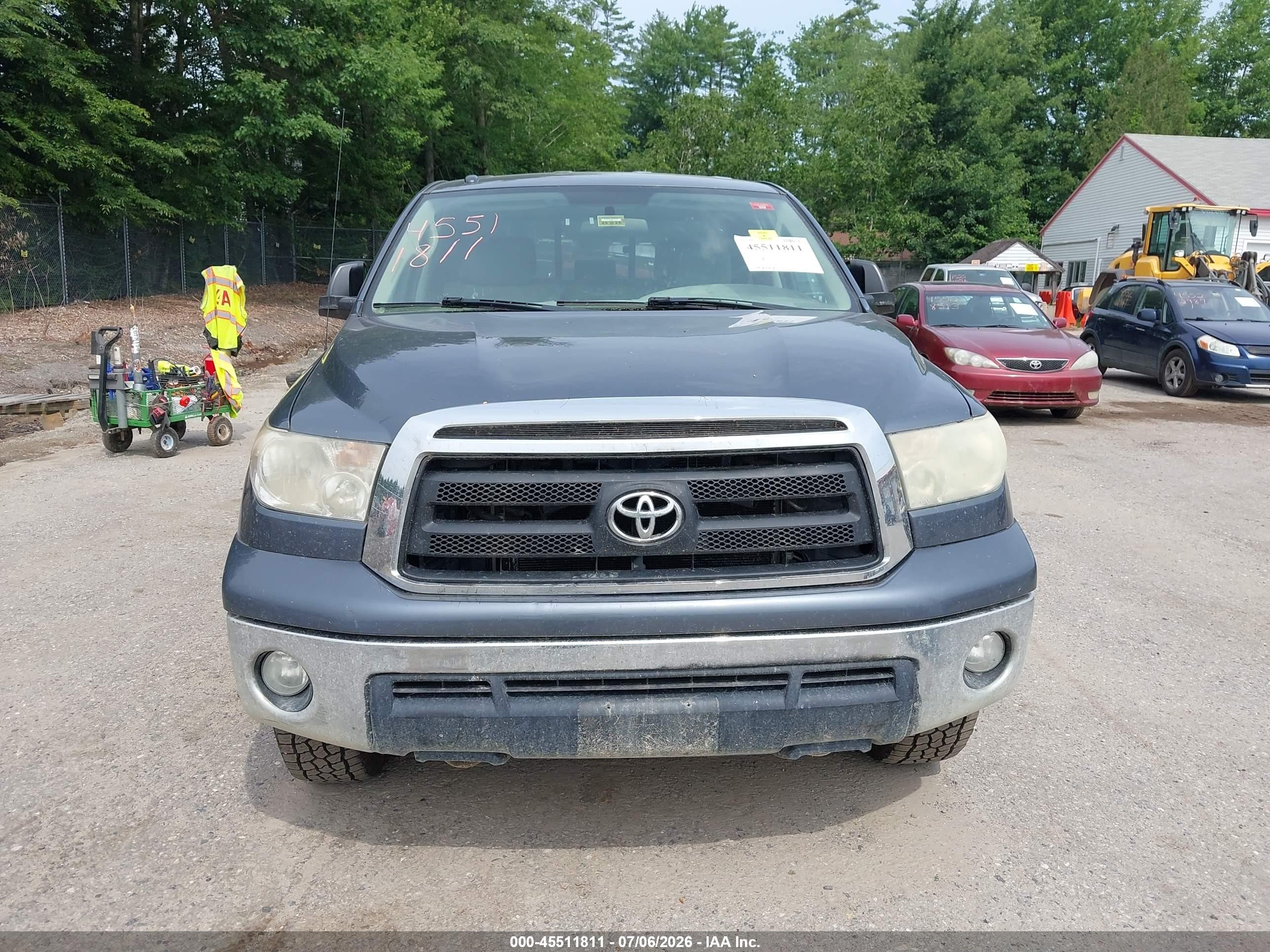 2010 Toyota Tundra Grade 5.7l V8 Blue vin: 5TFUY5F19AX128365