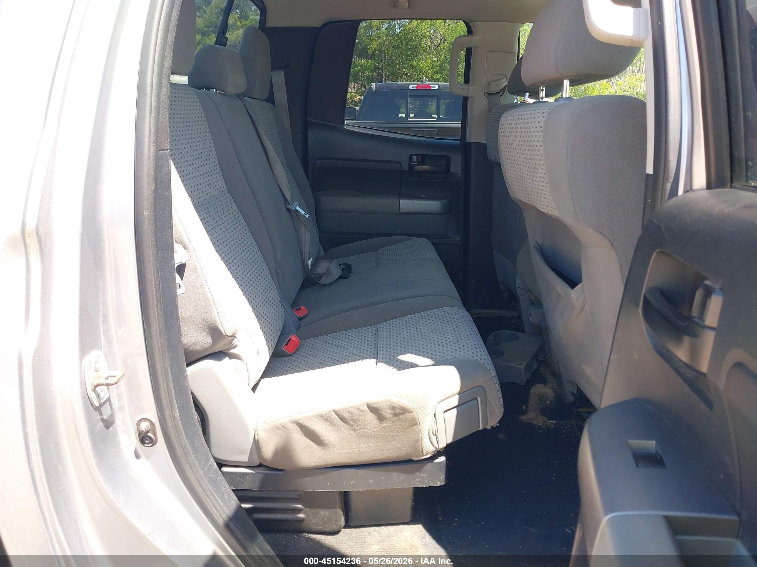 2012 Toyota Tundra Grade 5.7l V8 Silver vin: 5TFUY5F19CX220501