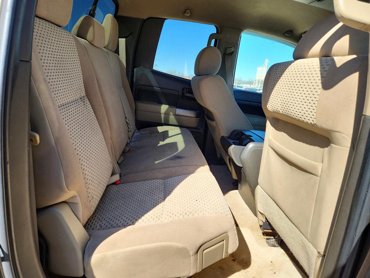 2010 Toyota Tundra Double Cab Sr5 Brown vin: 5TFUY5F1XAX106133