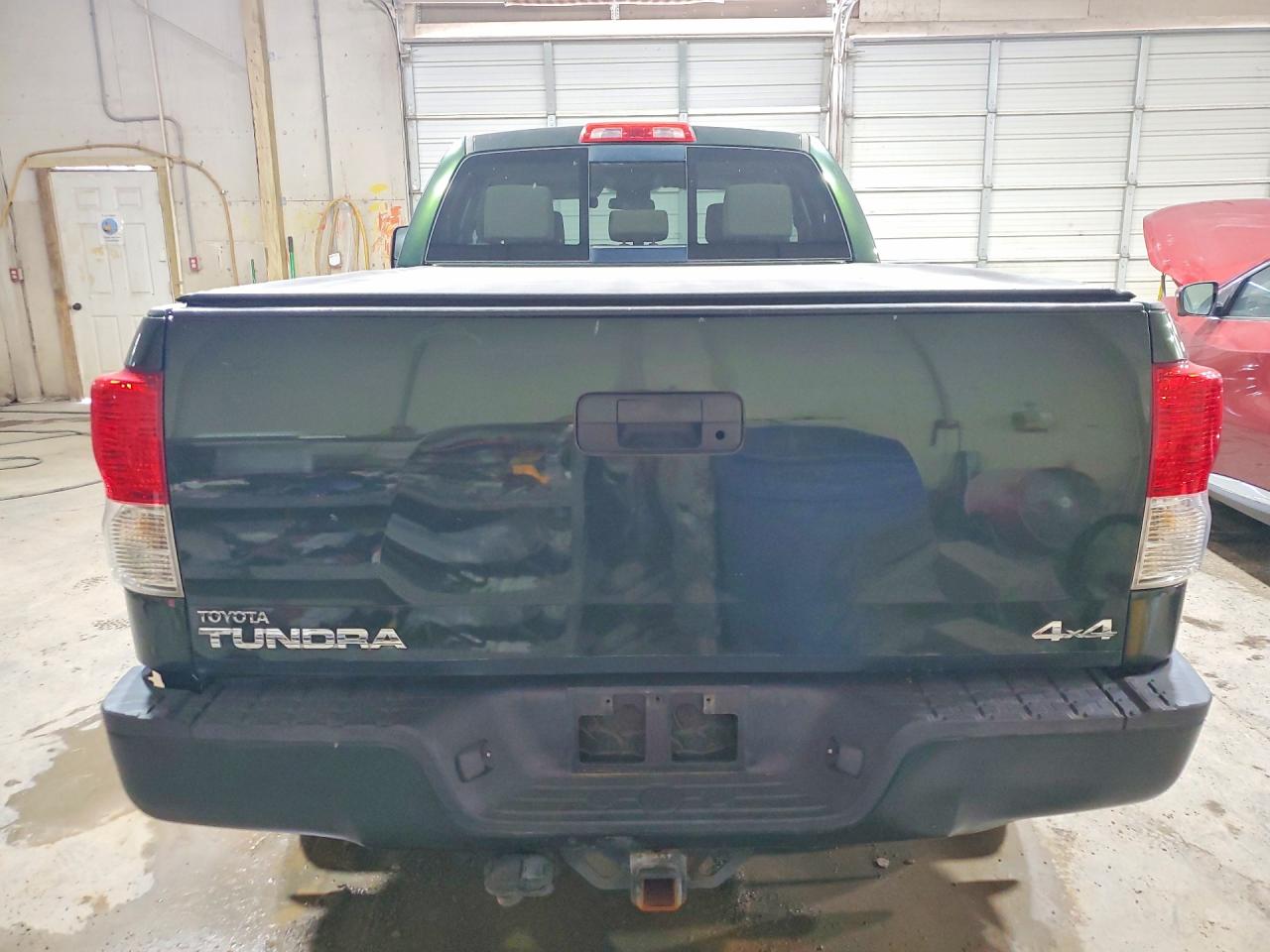2010 Toyota Tundra Double Cab Sr5 Зеленый vin: 5TFUY5F1XAX106679