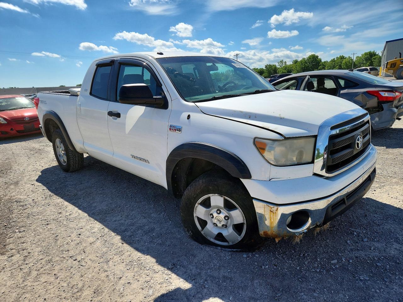 2010 Toyota Tundra Double Cab Sr5 Белый vin: 5TFUY5F1XAX110313