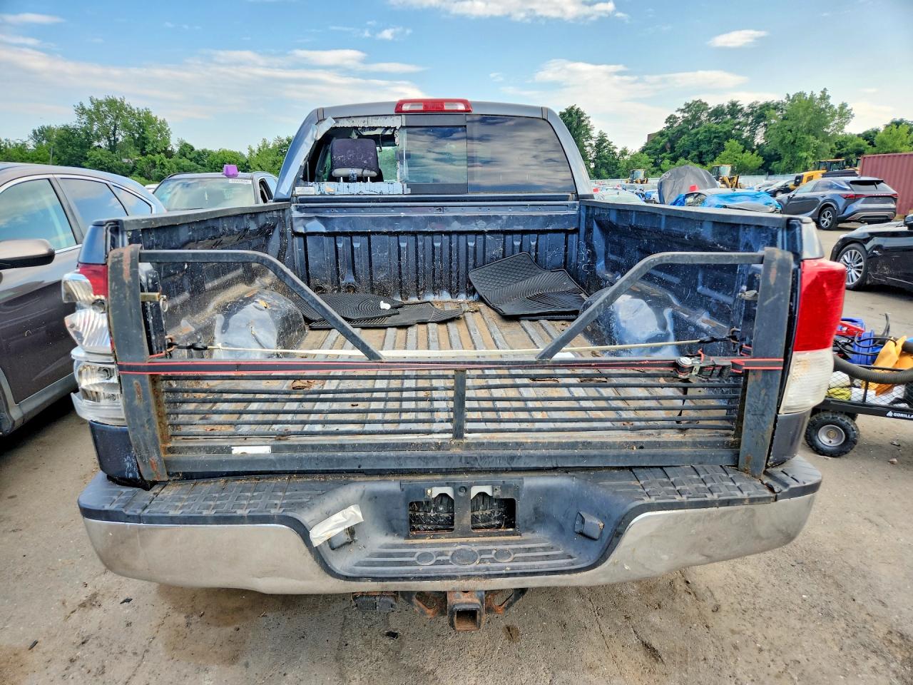 2010 Toyota Tundra Double Cab Sr5 Blue vin: 5TFUY5F1XAX127306