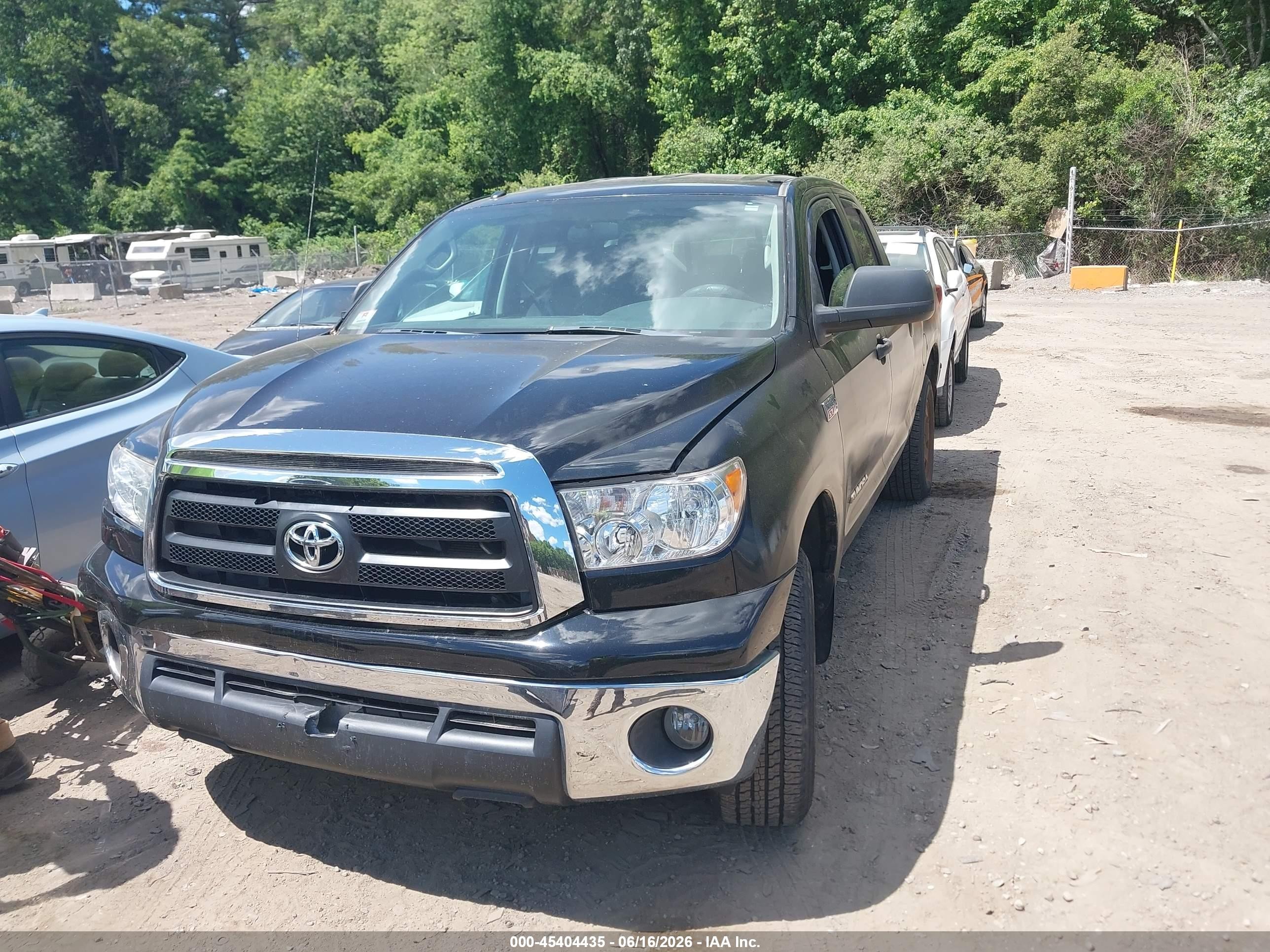 2011 Toyota Tundra Grade 5.7l V8 Black vin: 5TFUY5F1XBX168388