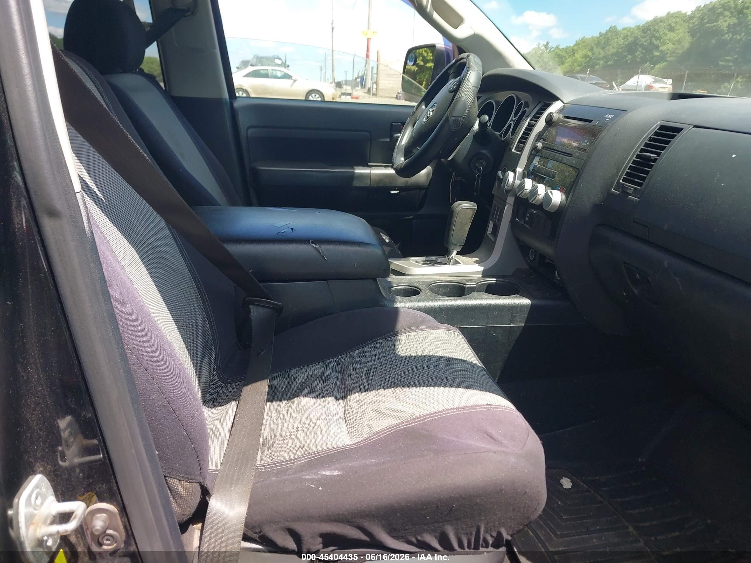 2011 Toyota Tundra Grade 5.7l V8 Black vin: 5TFUY5F1XBX168388