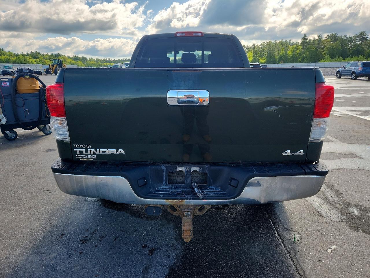 2011 Toyota Tundra Double Cab Sr5 Green vin: 5TFUY5F1XBX182761