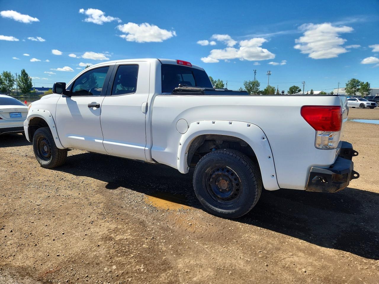 2012 Toyota Tundra Double Cab Sr5 White vin: 5TFUY5F1XCX240109