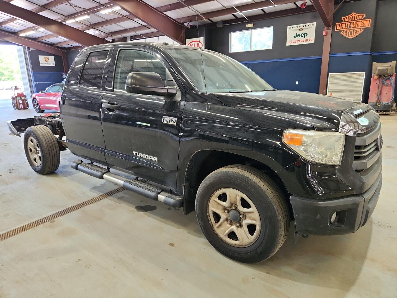 2015 Toyota Tundra Black vin: 5TFUY5F1XFX428441 Damage: Right Rear Door, Chipped, 3