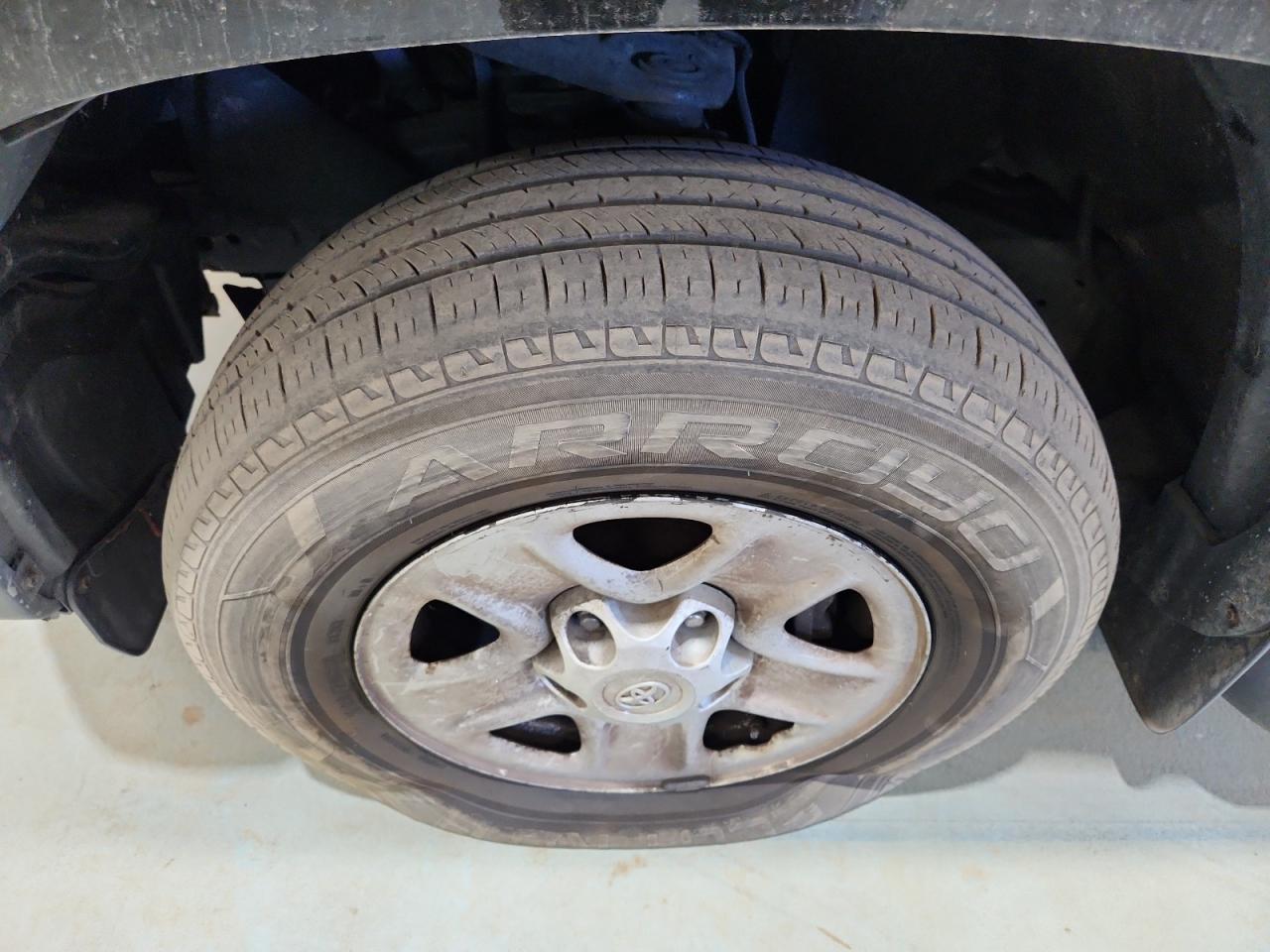 2015 Toyota Tundra Black vin: 5TFUY5F1XFX428441 Damage: Left Front Wheel, Chipped, 10 Or More