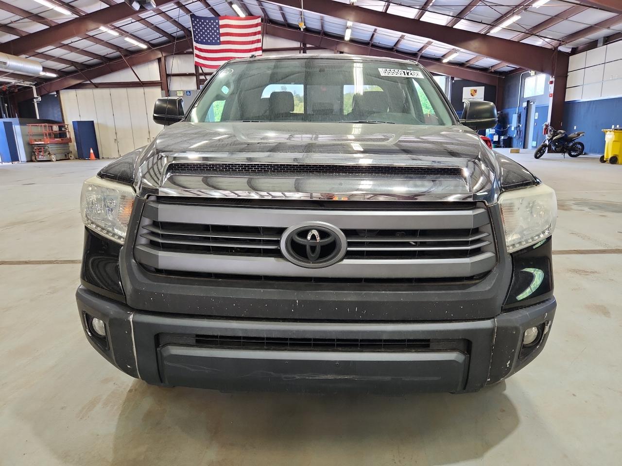 2015 Toyota Tundra Black vin: 5TFUY5F1XFX428441 Damage: Left Head Lamp, Faded, Repair Required