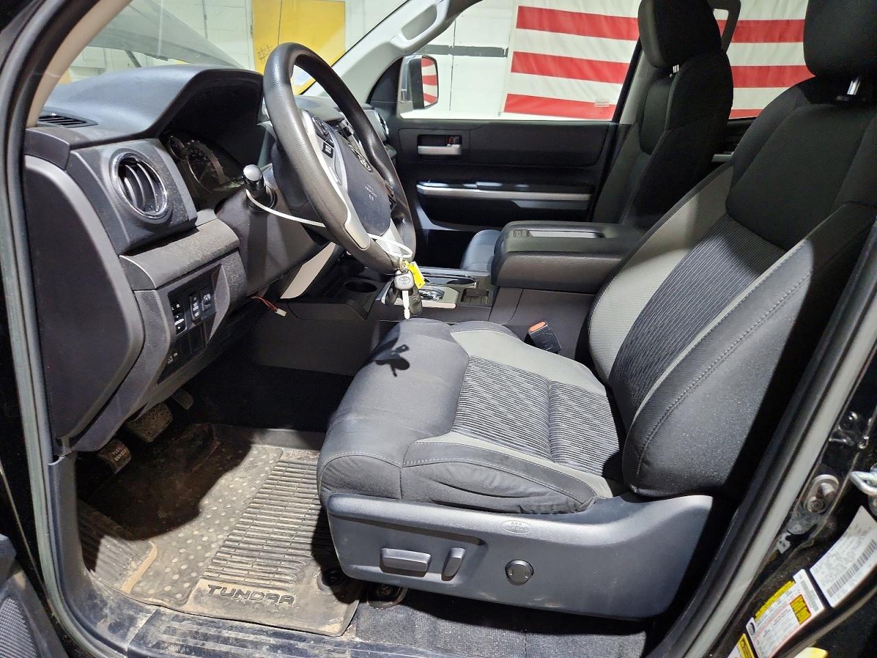 2015 Toyota Tundra Sr5 Black vin: 5TFUY5F1XFX443800