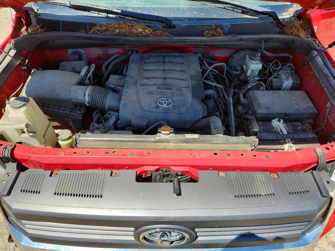 2015 Toyota Tundra Sr5 Red vin: 5TFUY5F1XFX472794