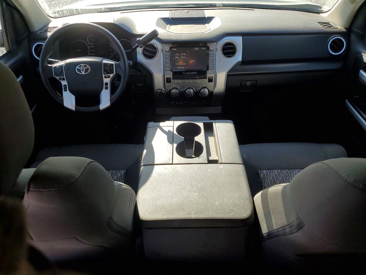2020 Toyota Tundra Серебряный vin: 5TFUY5F1XLX872401