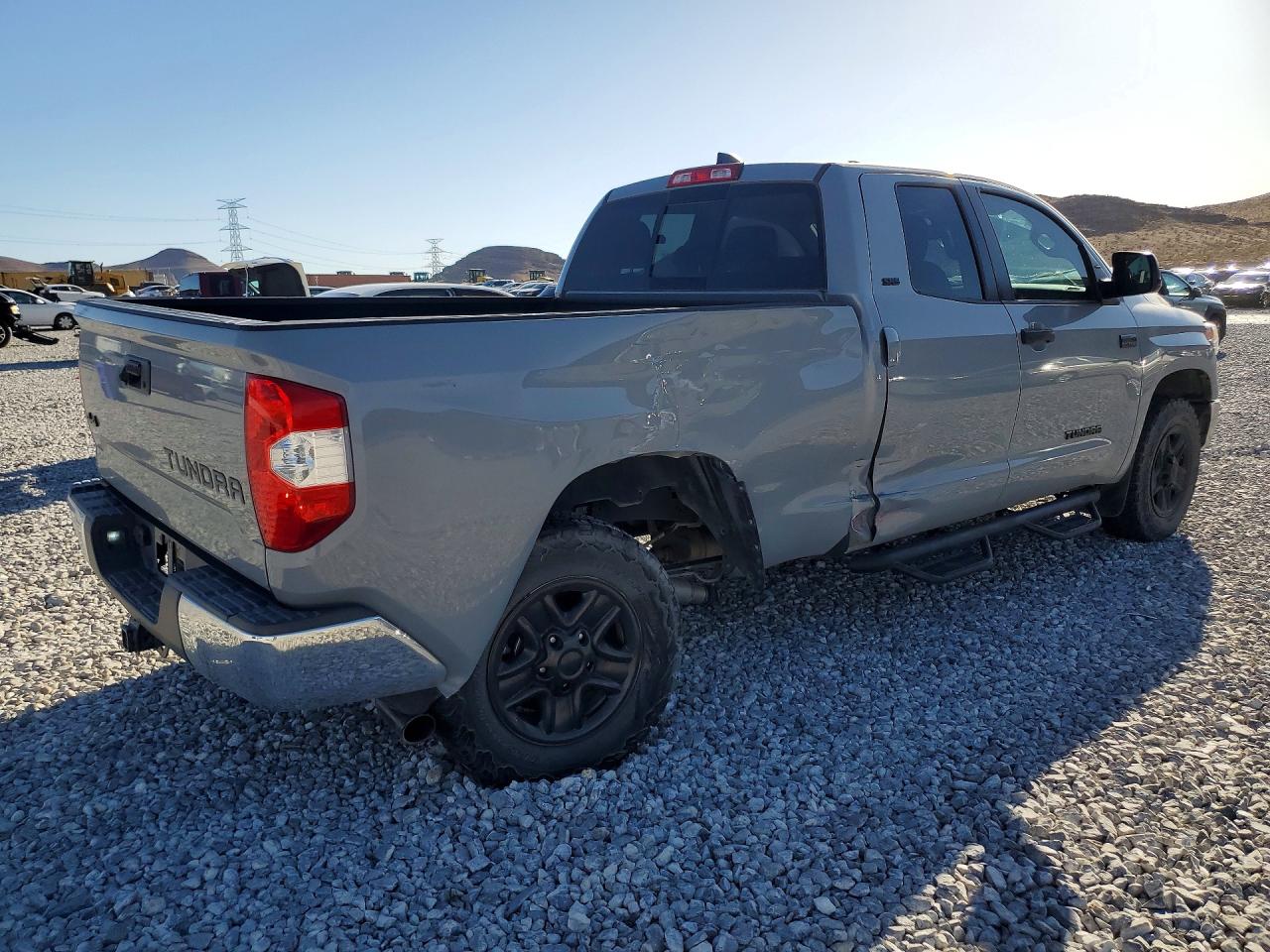 2020 Toyota Tundra Серебряный vin: 5TFUY5F1XLX872401