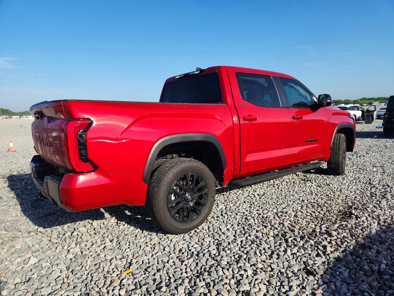 2026 Toyota Tundra Limited Red vin: 5TFWA5DB1TX383099