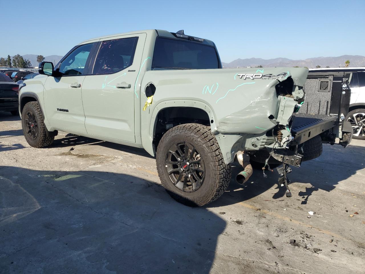 2025 Toyota Tundra Crewmax Limited Серый vin: 5TFWA5DB3SX253355