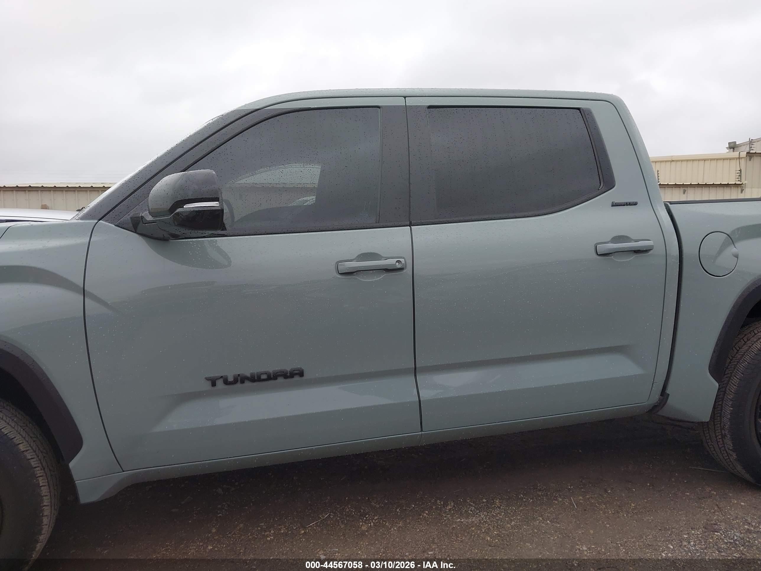 2025 Toyota Tundra Limited Серый vin: 5TFWA5DB9SX329791
