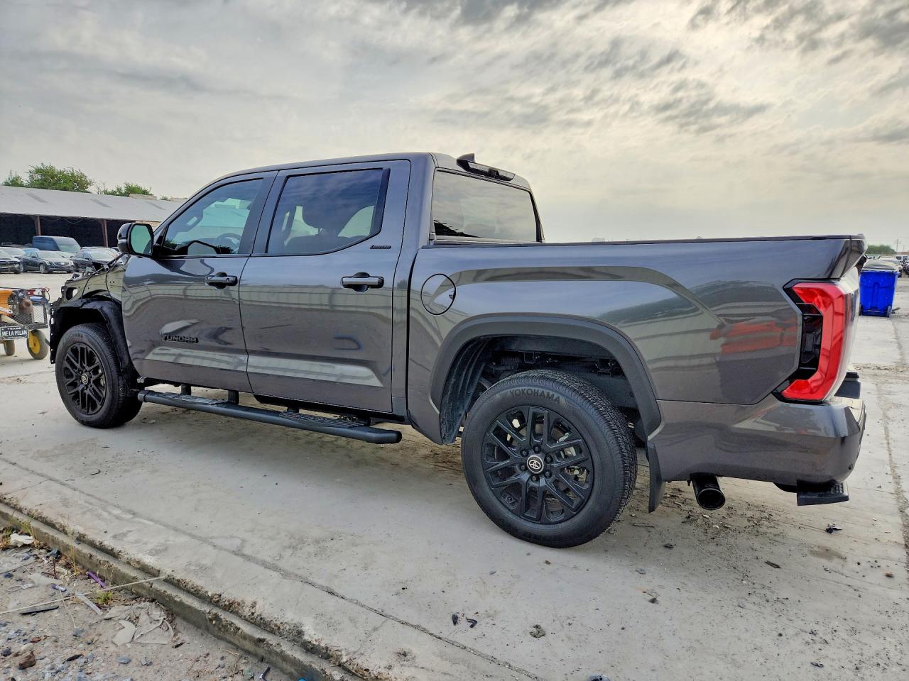 2025 Toyota Tundra Limited Gray vin: 5TFWA5DBXSX319190