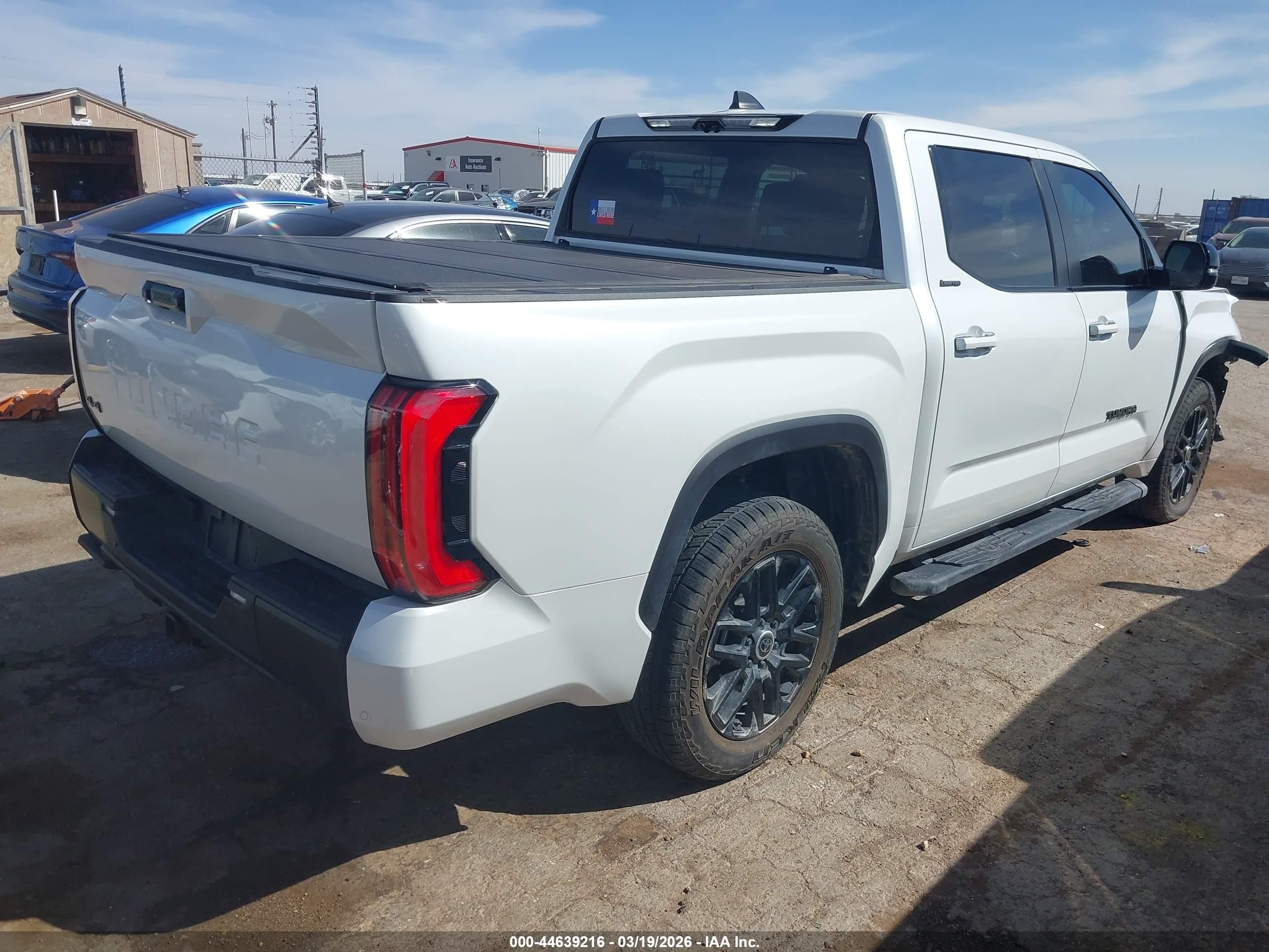 2024 Toyota Tundra Hybrid Limited 4wd Белый vin: 5TFWC5DB2RX058562