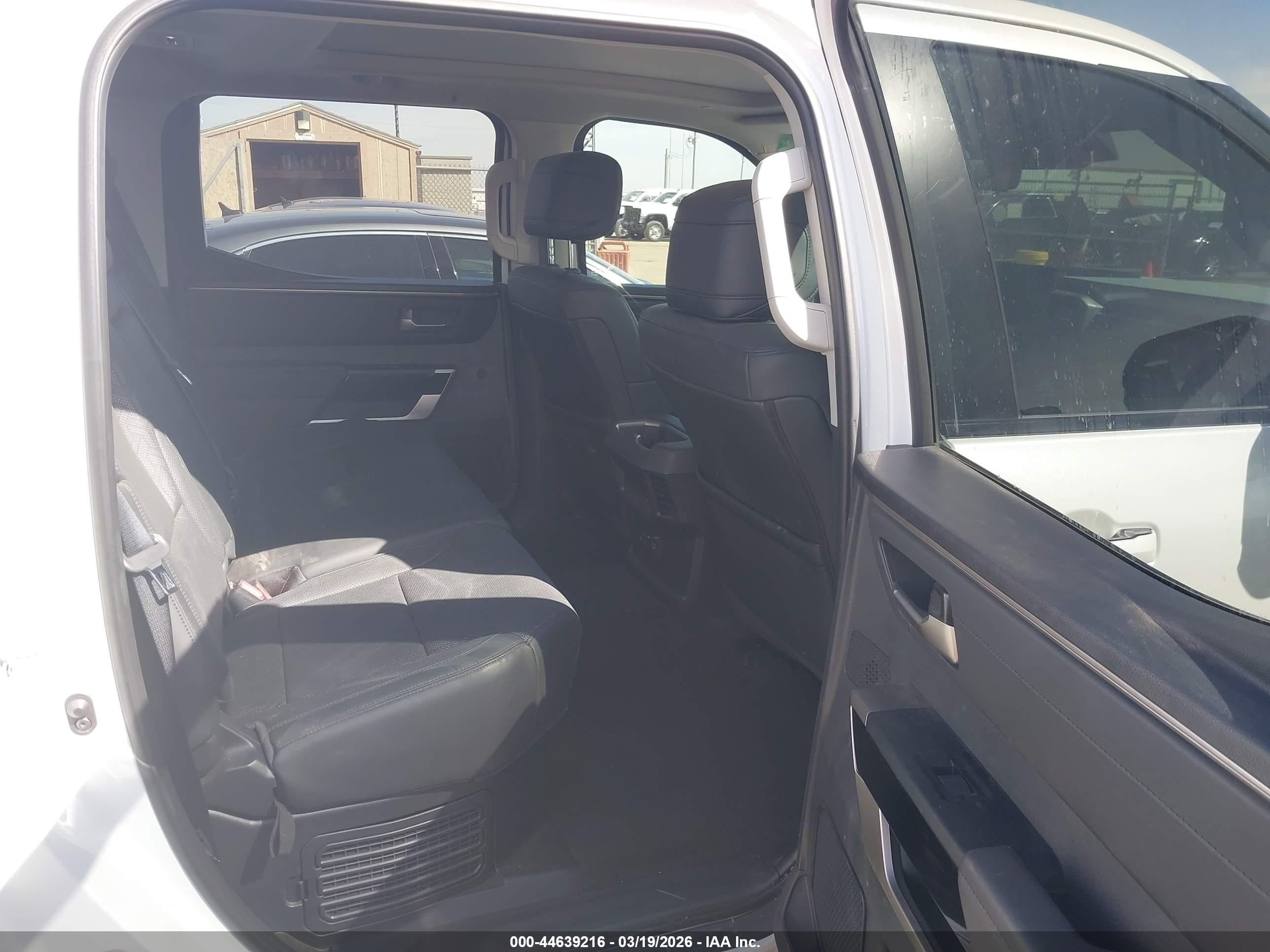 2024 Toyota Tundra Hybrid Limited 4wd Белый vin: 5TFWC5DB2RX058562