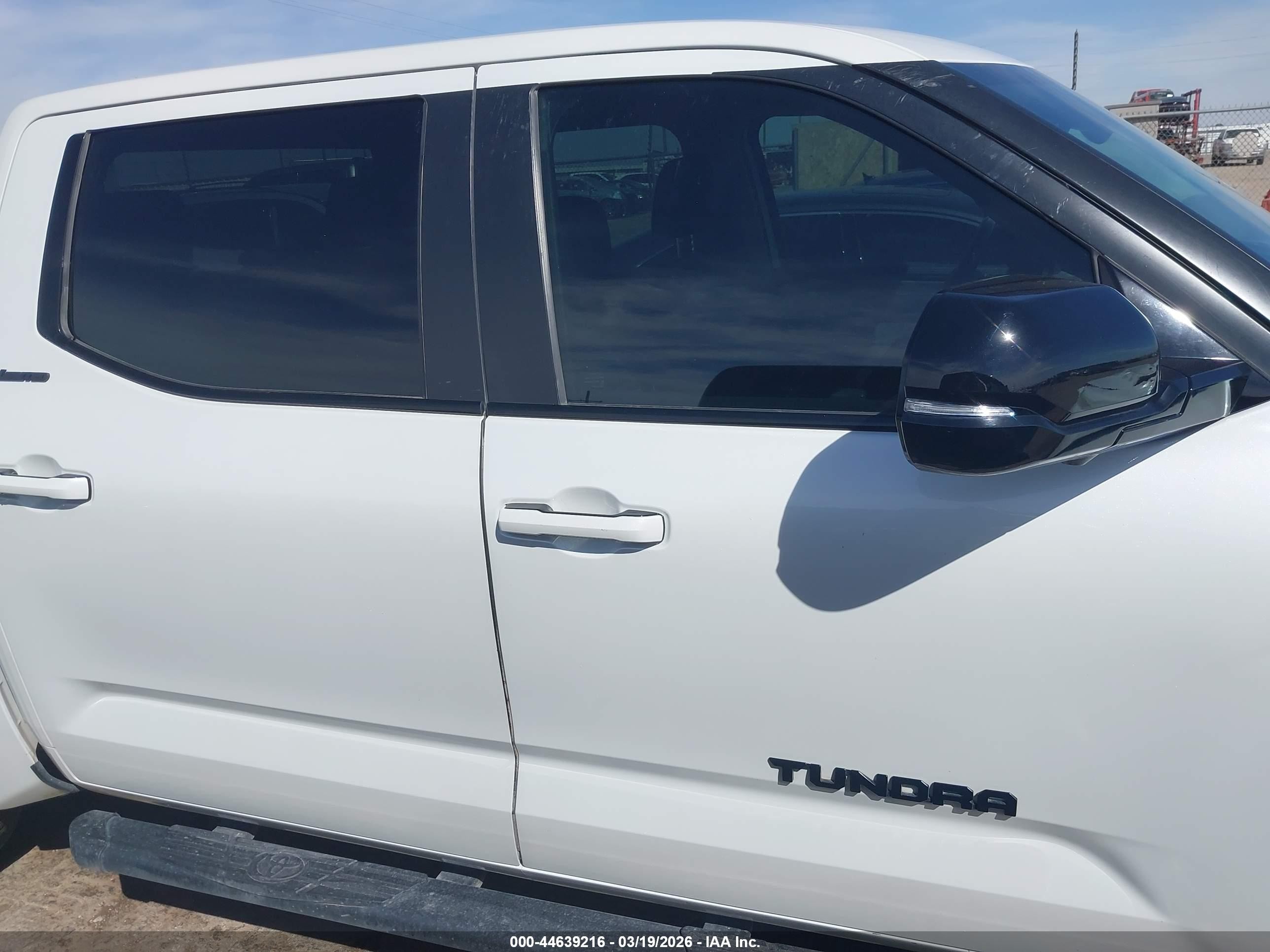 2024 Toyota Tundra Hybrid Limited 4wd Белый vin: 5TFWC5DB2RX058562