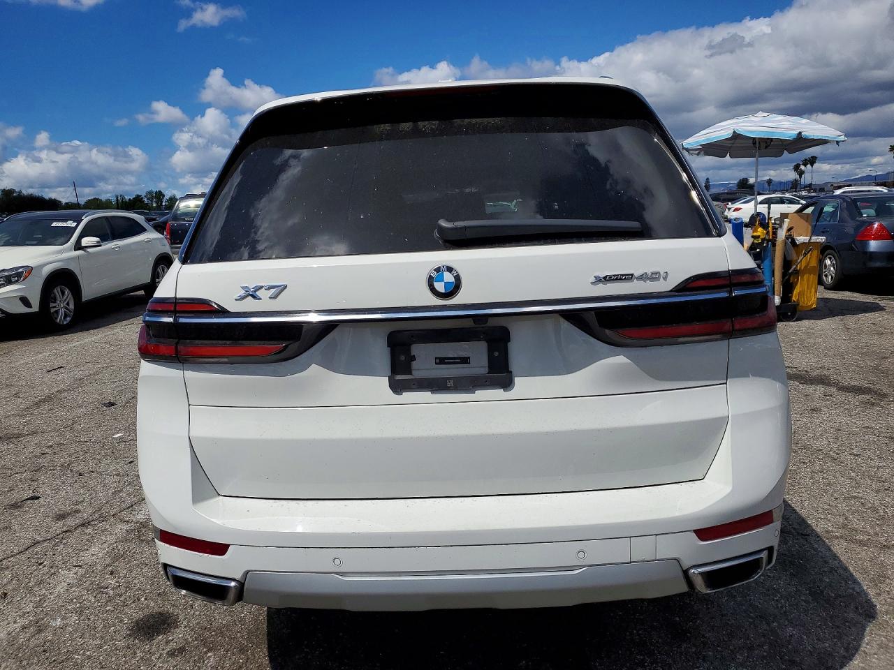 2024 Bmw X7 Xdrive40i White vin: 5UX23EM00R9T80911