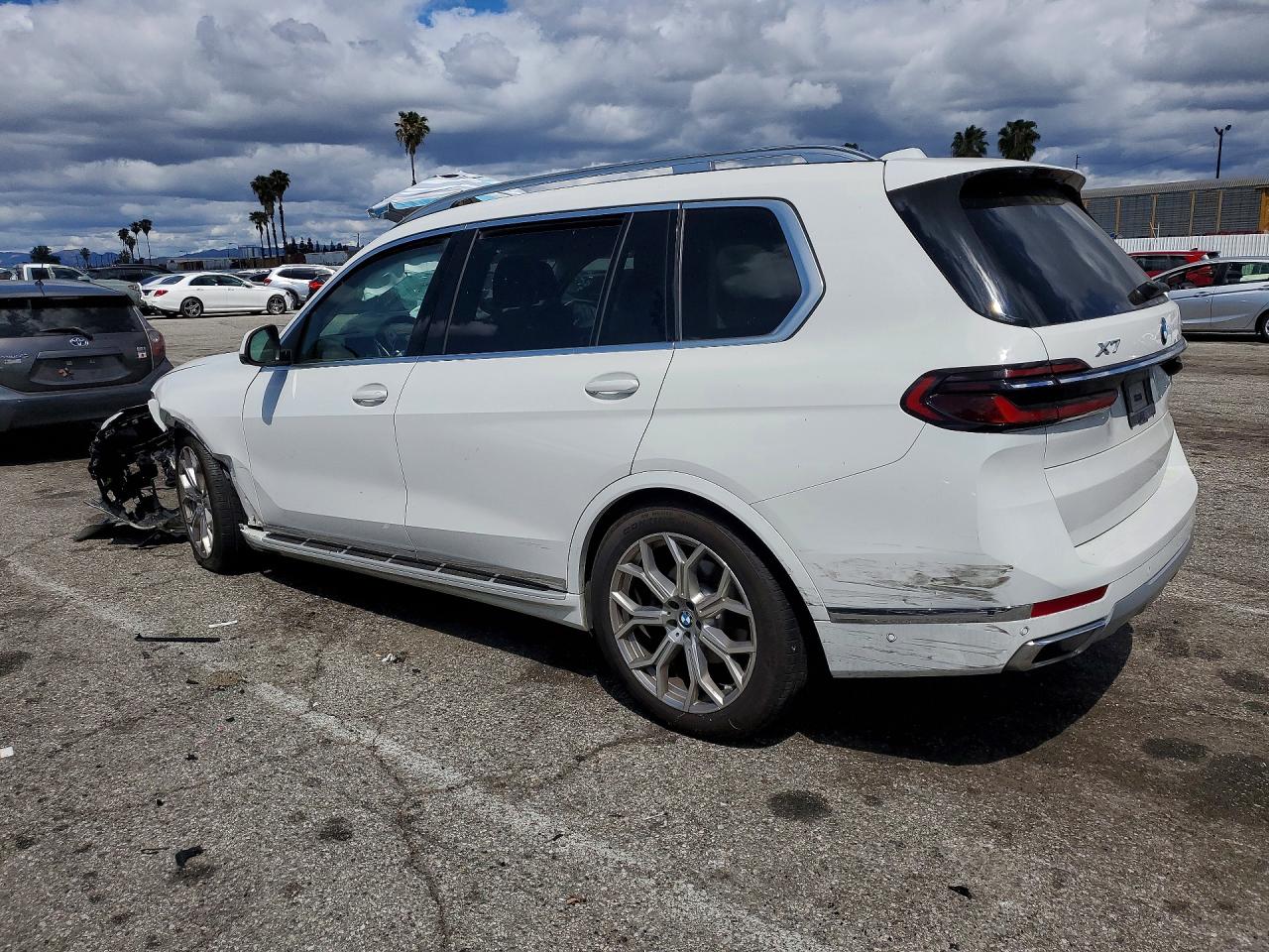 2024 Bmw X7 Xdrive40i White vin: 5UX23EM00R9T80911