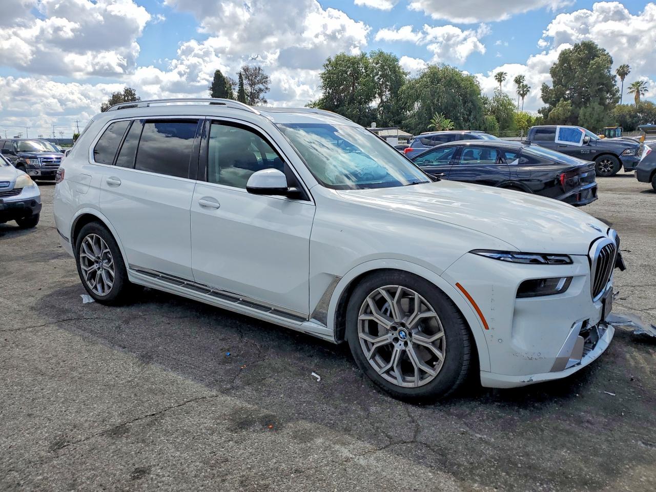 2024 Bmw X7 Xdrive40i White vin: 5UX23EM00R9T80911
