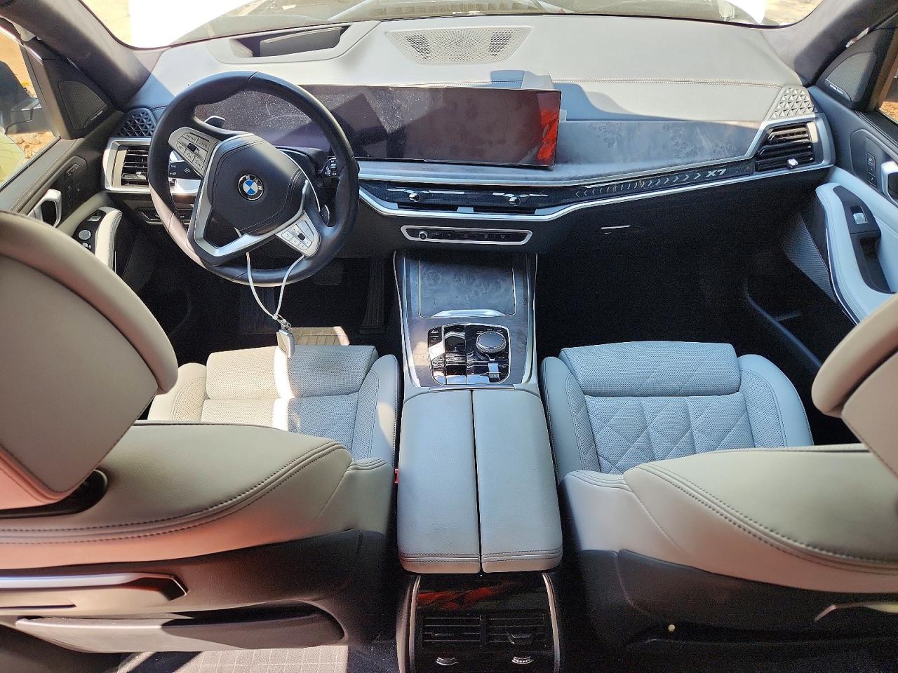 2024 Bmw X7 Xdrive40i White vin: 5UX23EM03R9U70876