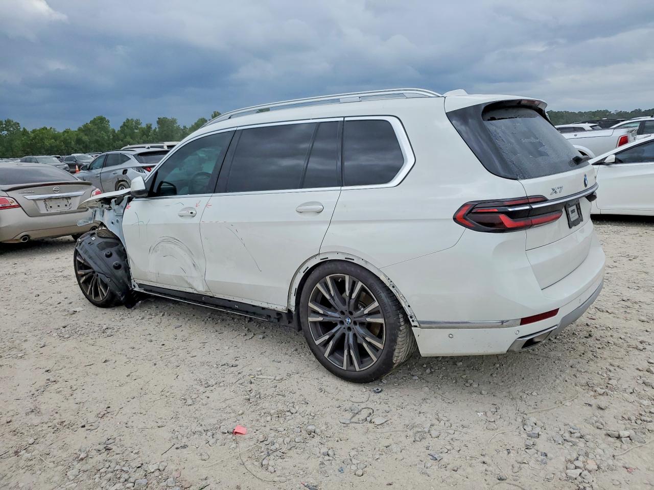 2025 Bmw X7 Xdrive40i White vin: 5UX23EM05S9000080