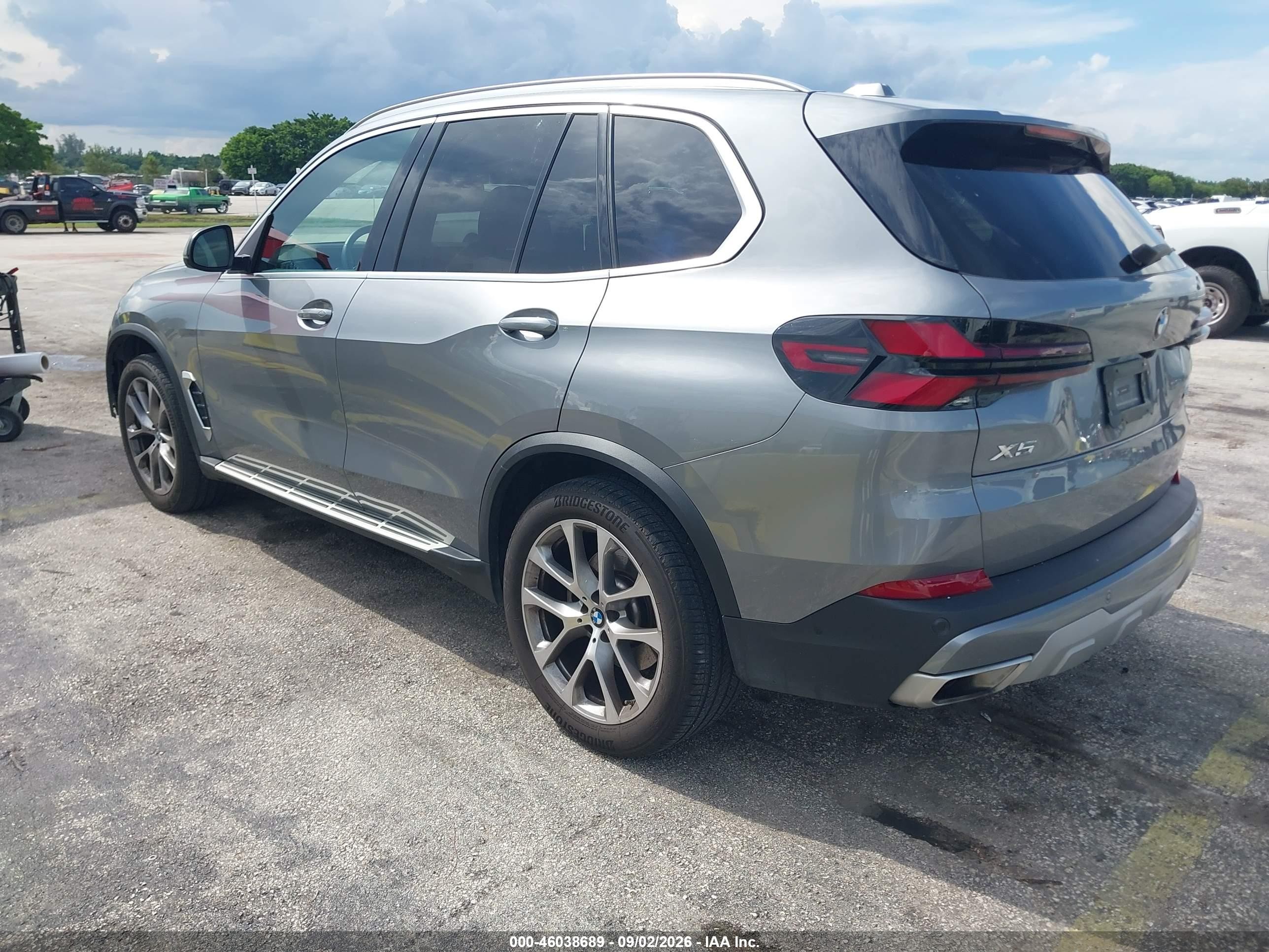 2026 Bmw X5 Xdrive40i Gray vin: 5UX23EU09T9107988