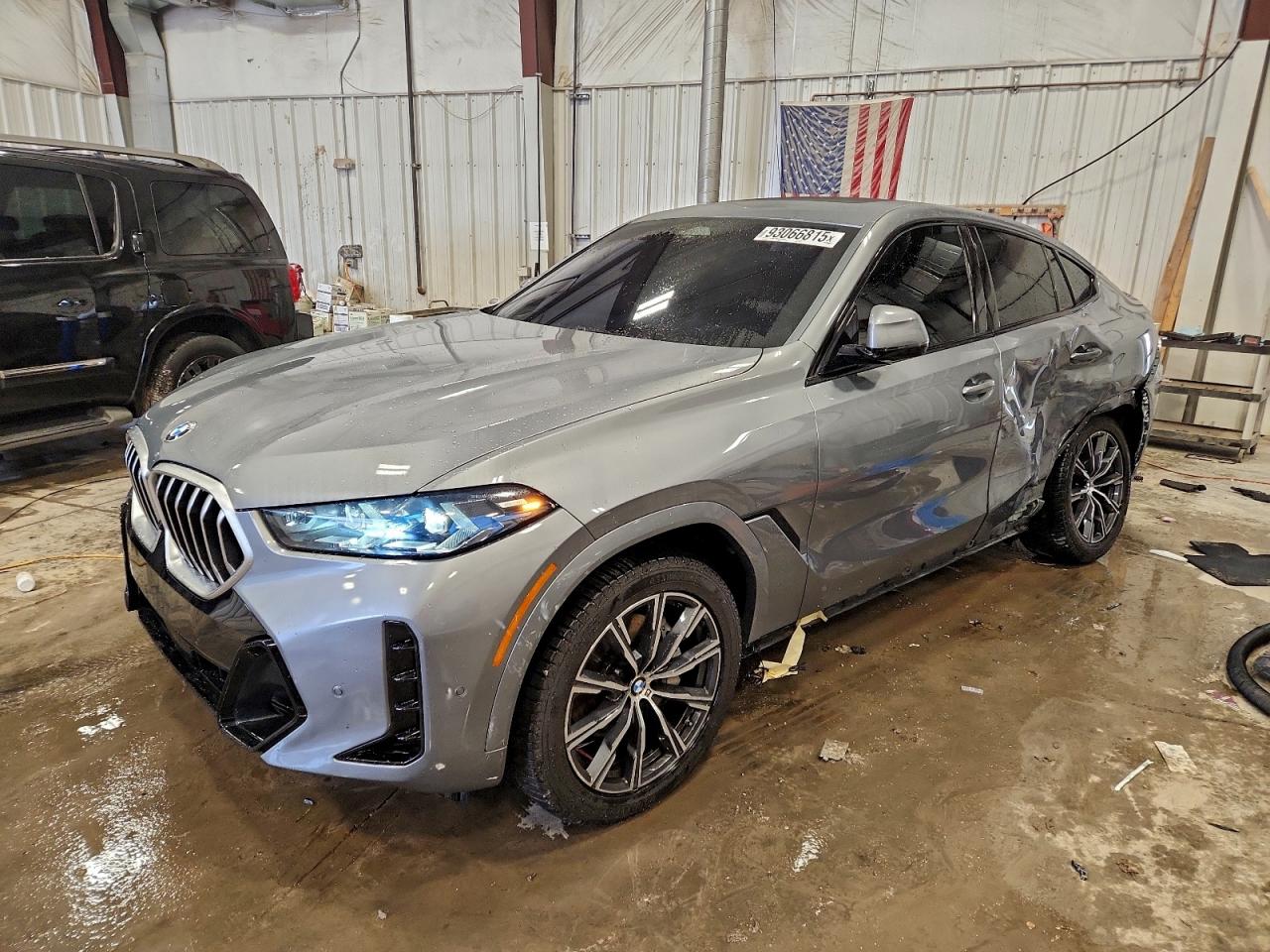 5UX33EX04R9V84014
