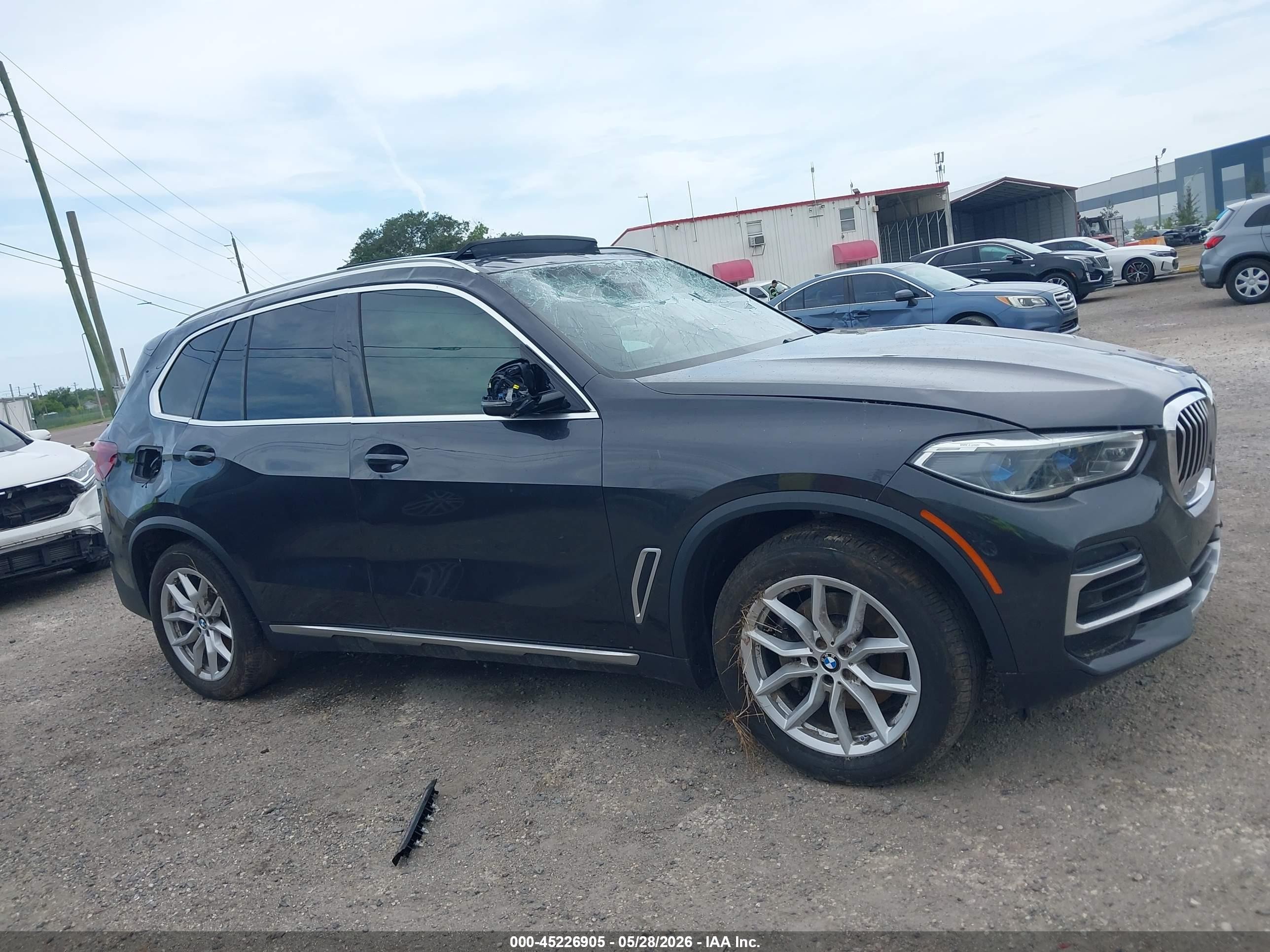 2022 Bmw X5 Xdrive40i Серый vin: 5UXCR6C07N9J38301