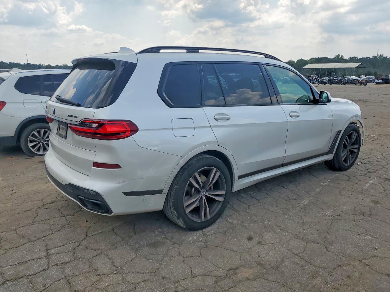 2021 Bmw X7 Xdrive40i White vin: 5UXCW2C08M9F34336